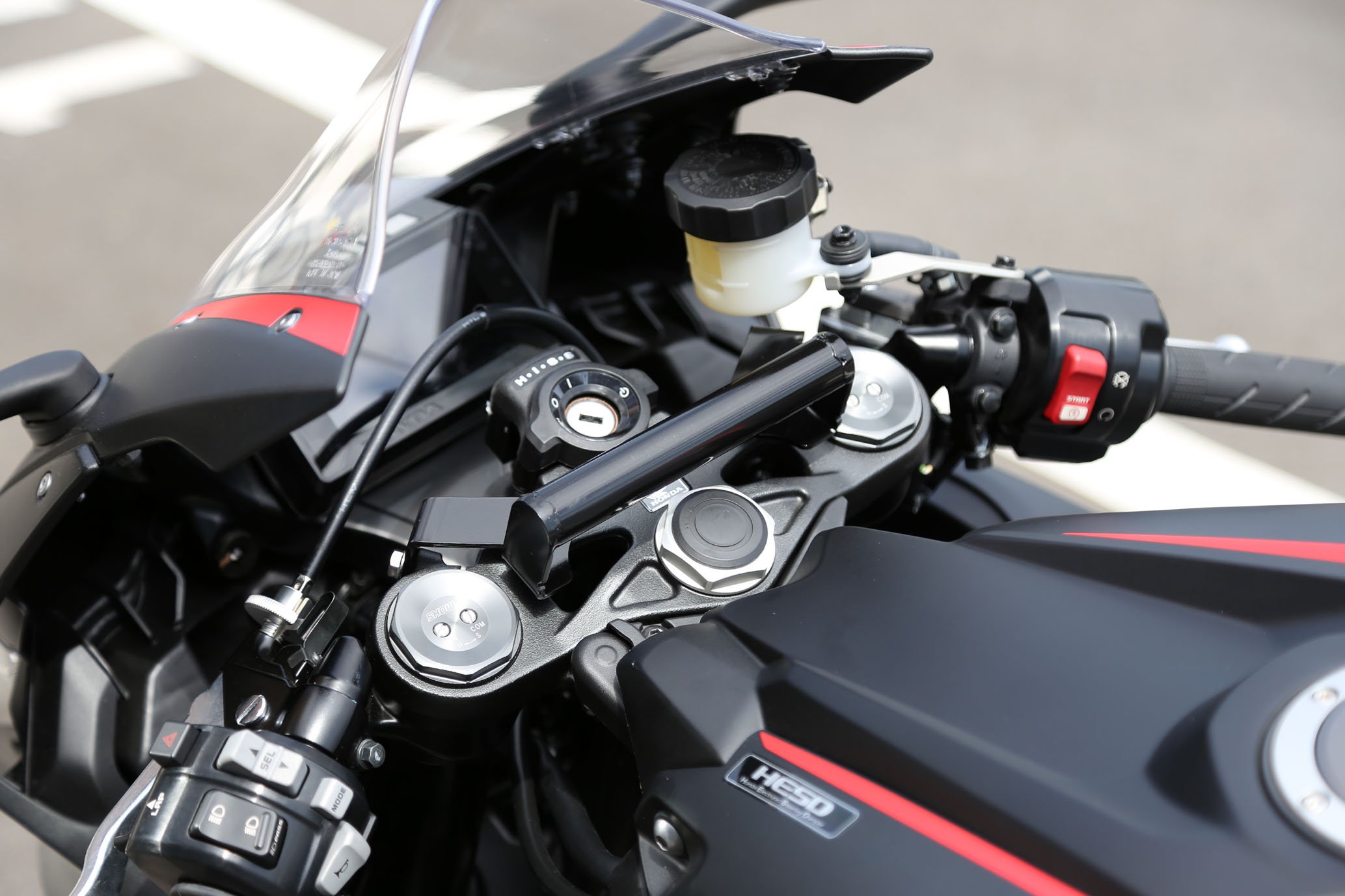 Amazon.co.jp: キジマ(Kijima) バイクパーツ ステー ハンドル マウント