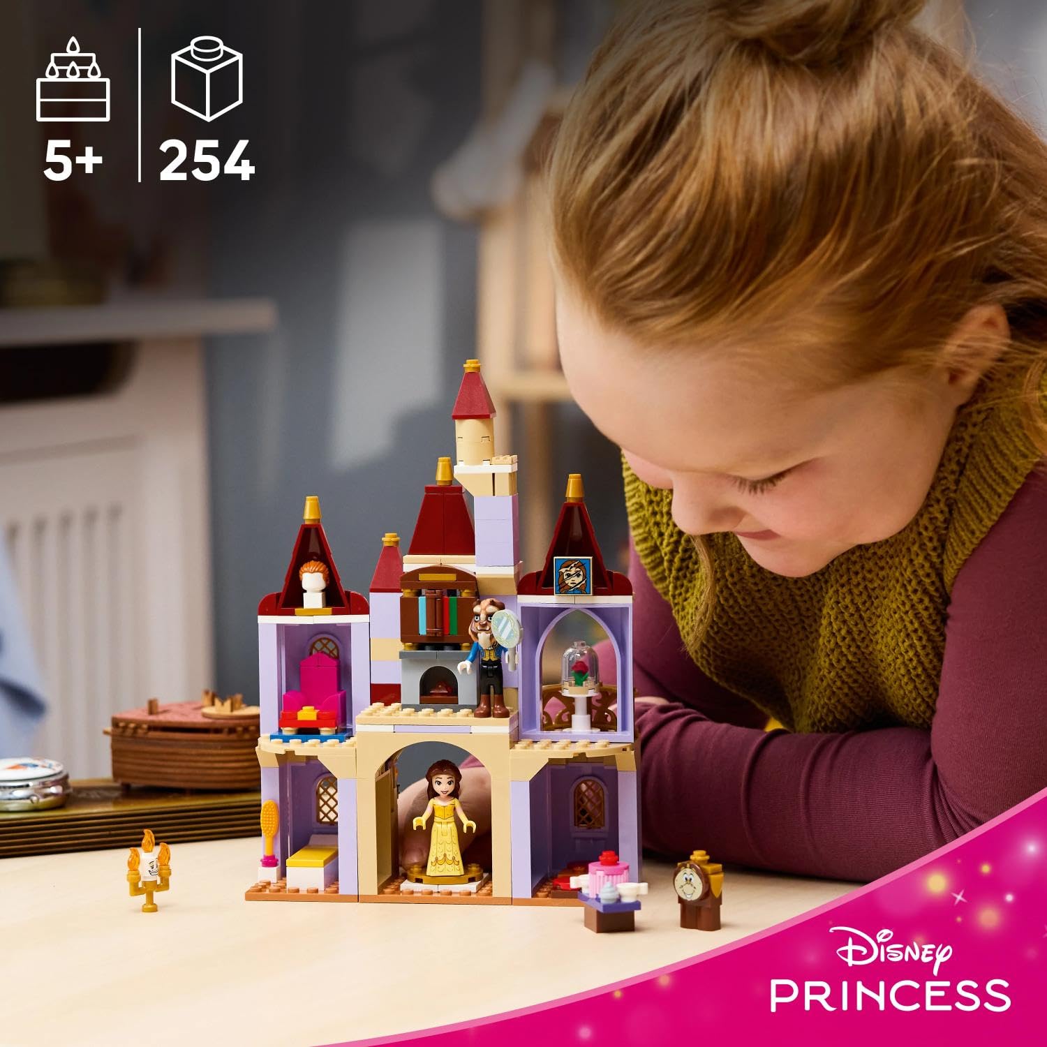 LEGO | Disney Princess Belle e il Castello Incantato della Bestia - Giocattolo con 2 Mini Bamboline e Figura di Lumière - Regalo per Bambine da 5 Anni in su e per Fan della Bella e la Bestia - 43289