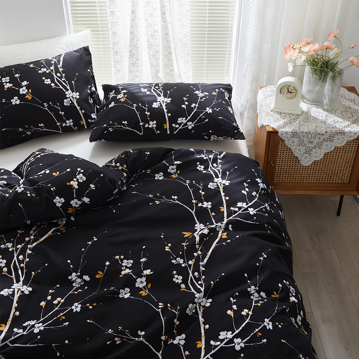 STYHO Black Duvet Cover Set Single Reversible Plum Blossom Floral Bedding Set including Pillowcase Soft Microfiber Botanical Flowers Duvet Set for All Seasons with Zipper Closure(Black - Image 4