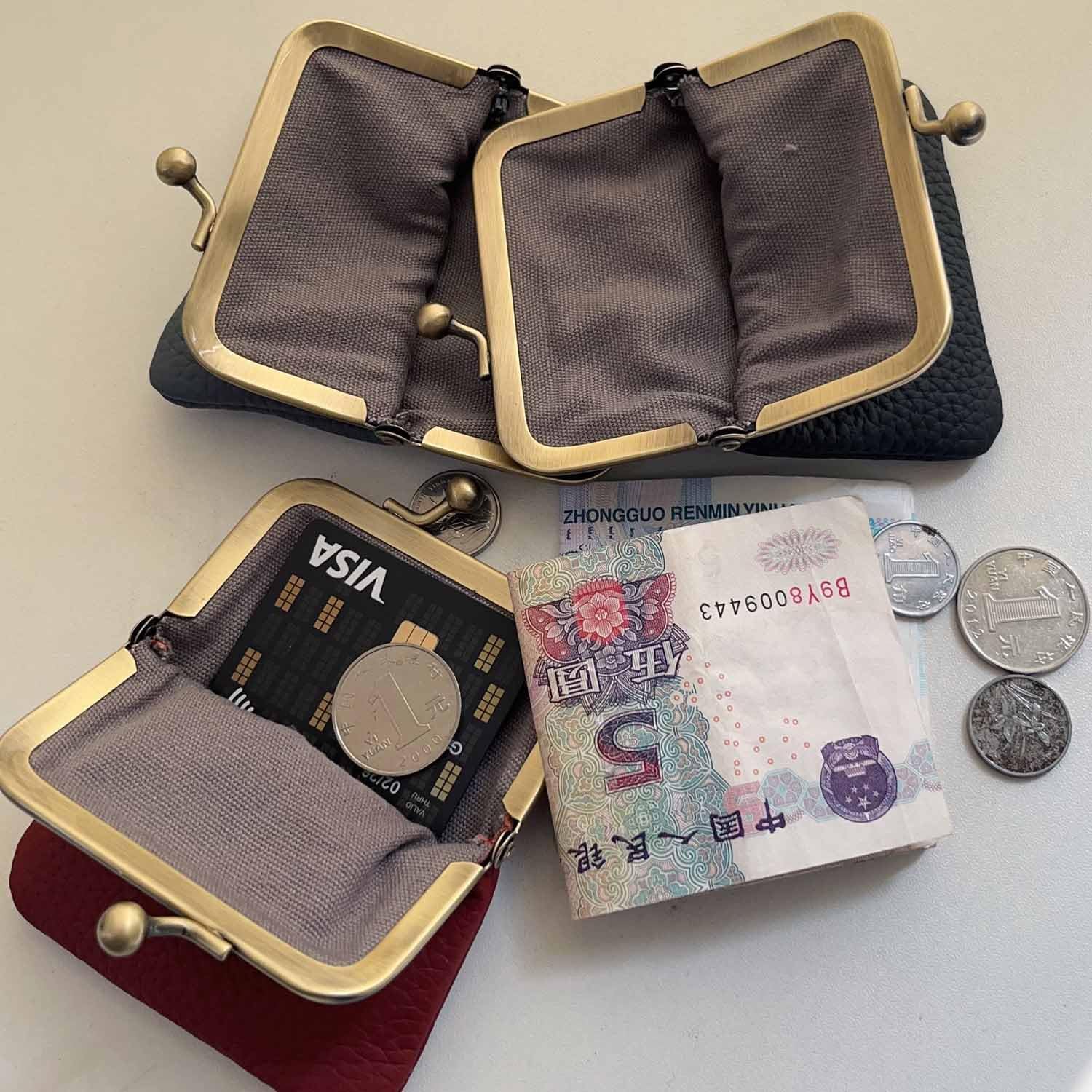 1Pcs Vintage Coin Purse Kissing Lock Wallet Coin Organizer Buckle Kissing Lock Coin Purse Leather Coin Clip for Men & Women (Black) - Image 5