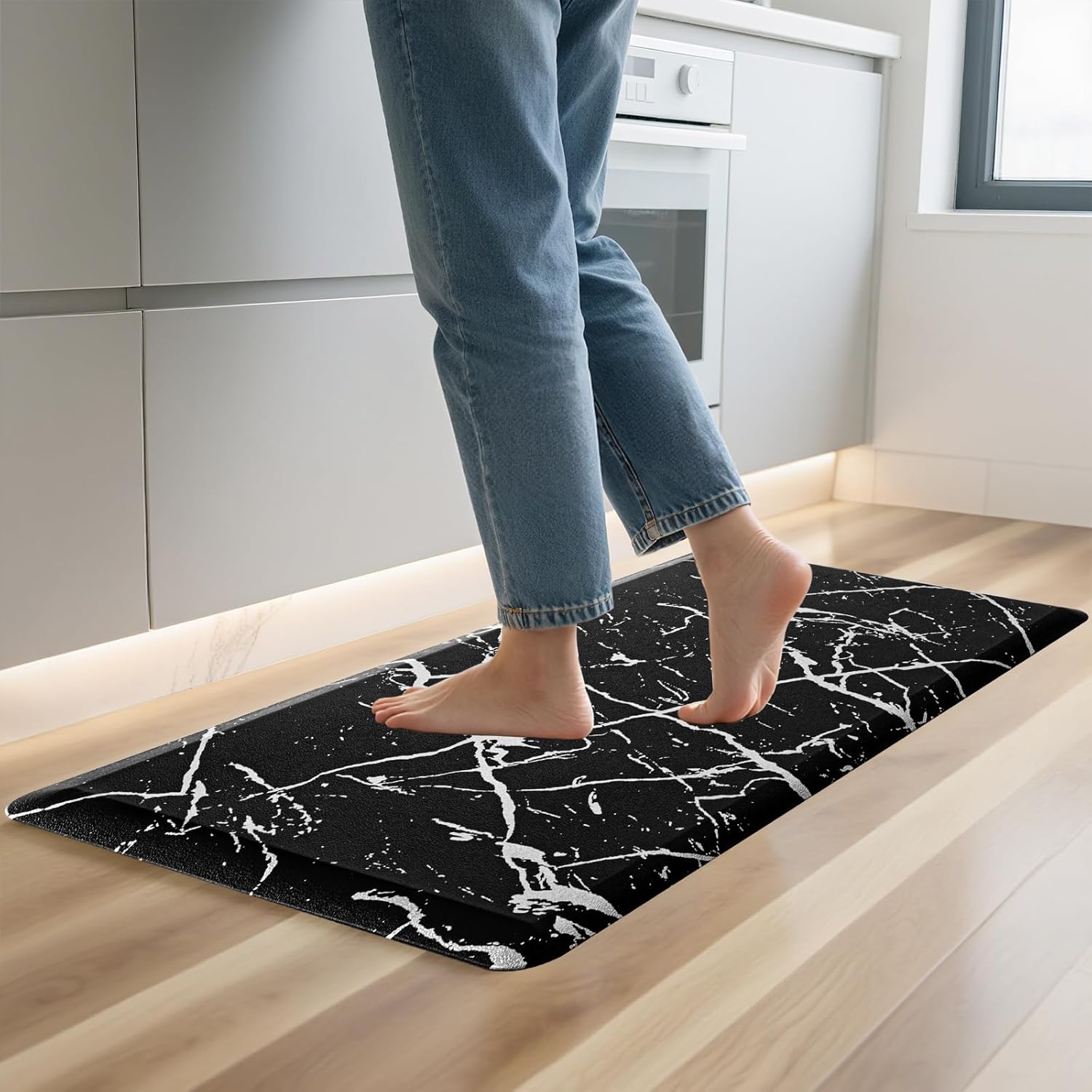 UKISS marbling Kitchen Rugs, Cushioned Kitchen Mats, Anti Fatigue Mat for Floor, Waterproof Kitchen Rug，Non-Slip Comfort Standing Mat for Kitchen&Office (Black, 17.3 x 28 inches+17.3 x 47inches)
