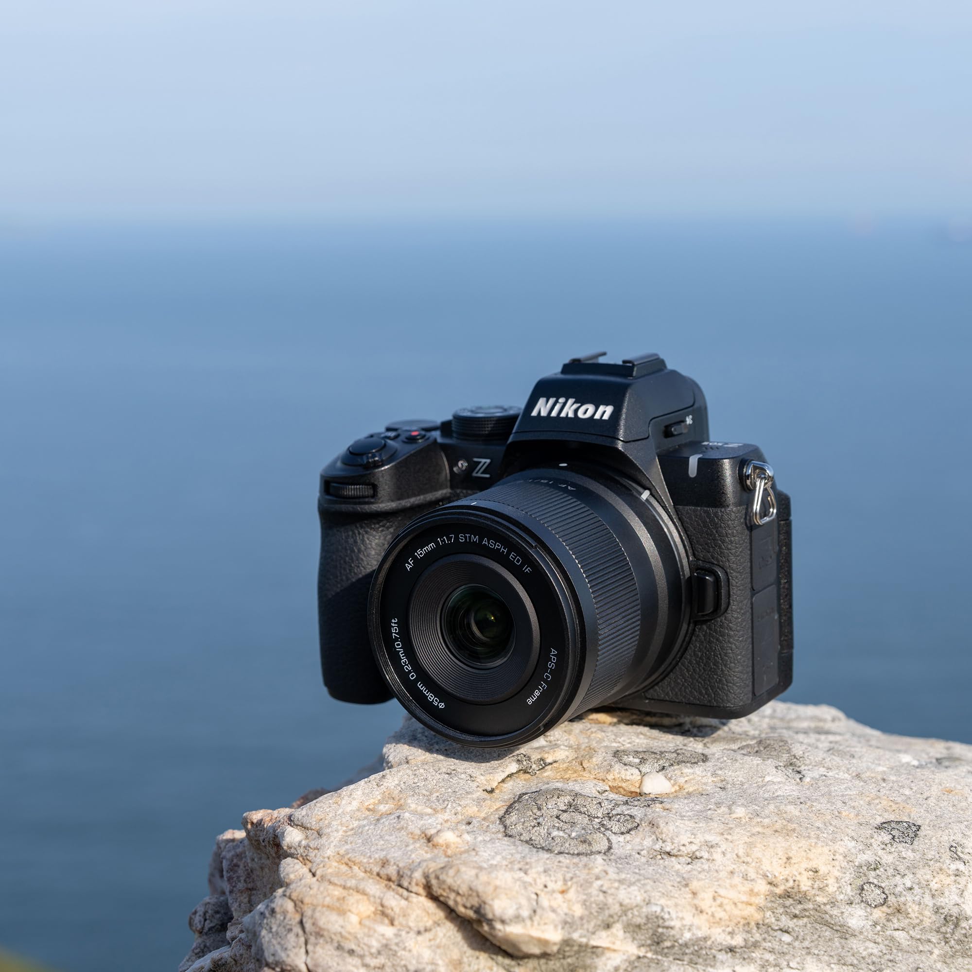 VILTROX Obiektyw aparatu AF 15 mm F1.7 APS-C Auto Focus szeroki kąt duża przysłona lekka (do Nikon Z)