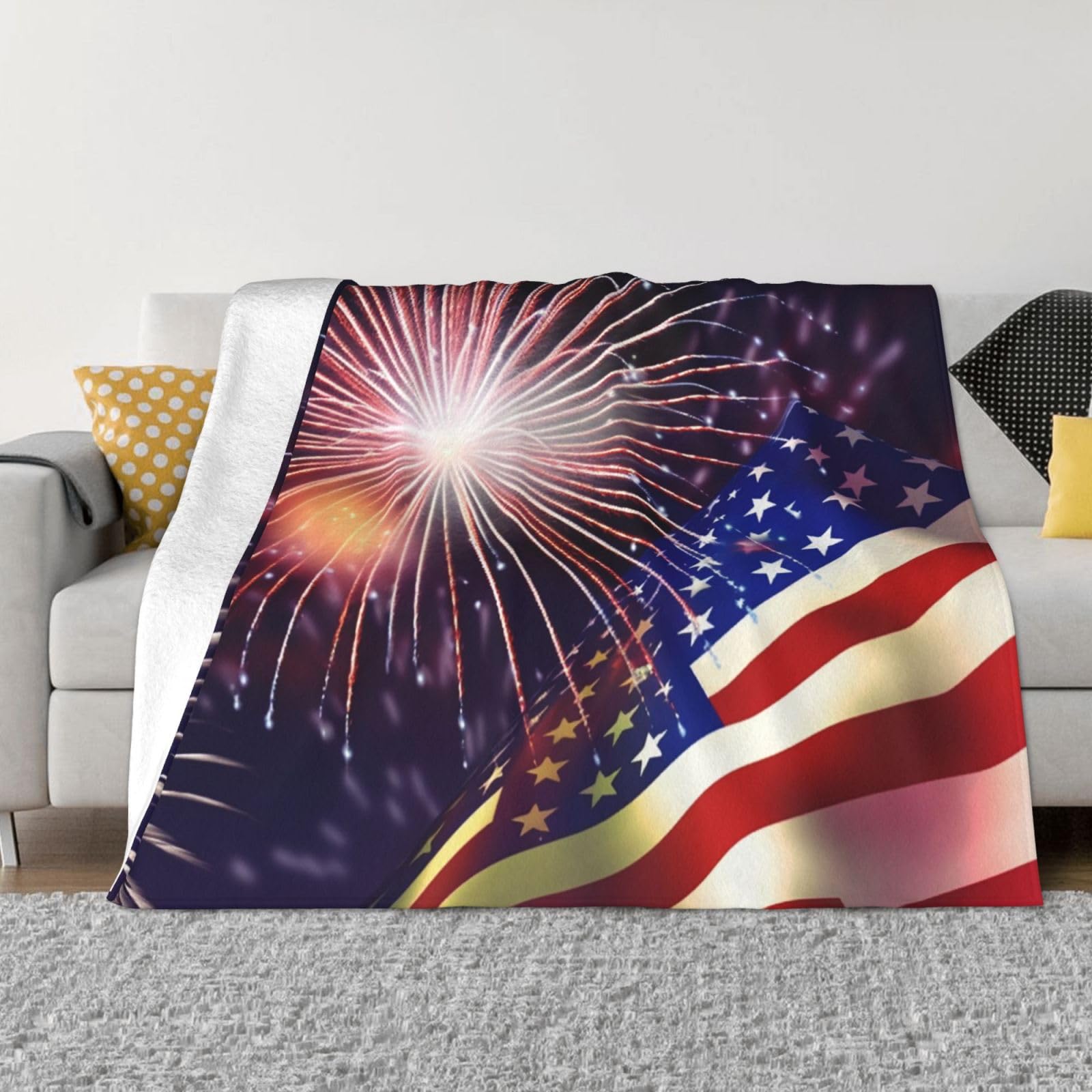 Couverture polaire drapeau feu d'artifice pour cocooning sur le canapé du salon