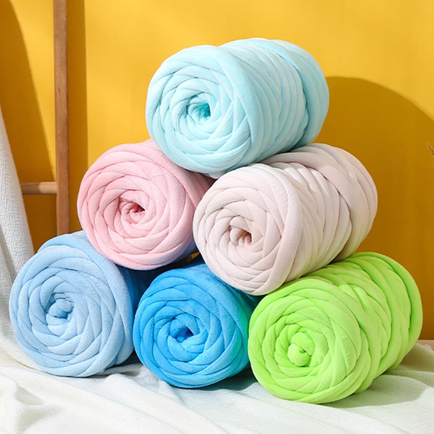 JeogYong Chunky Yarn for Hand Knitting, 1.1lb/20 Yards Arm Knitting Bulky Giant Tubular Yarn for Bags, Baskets, Pillows, Pet Nests, DIY Crafts (Leather Pink)