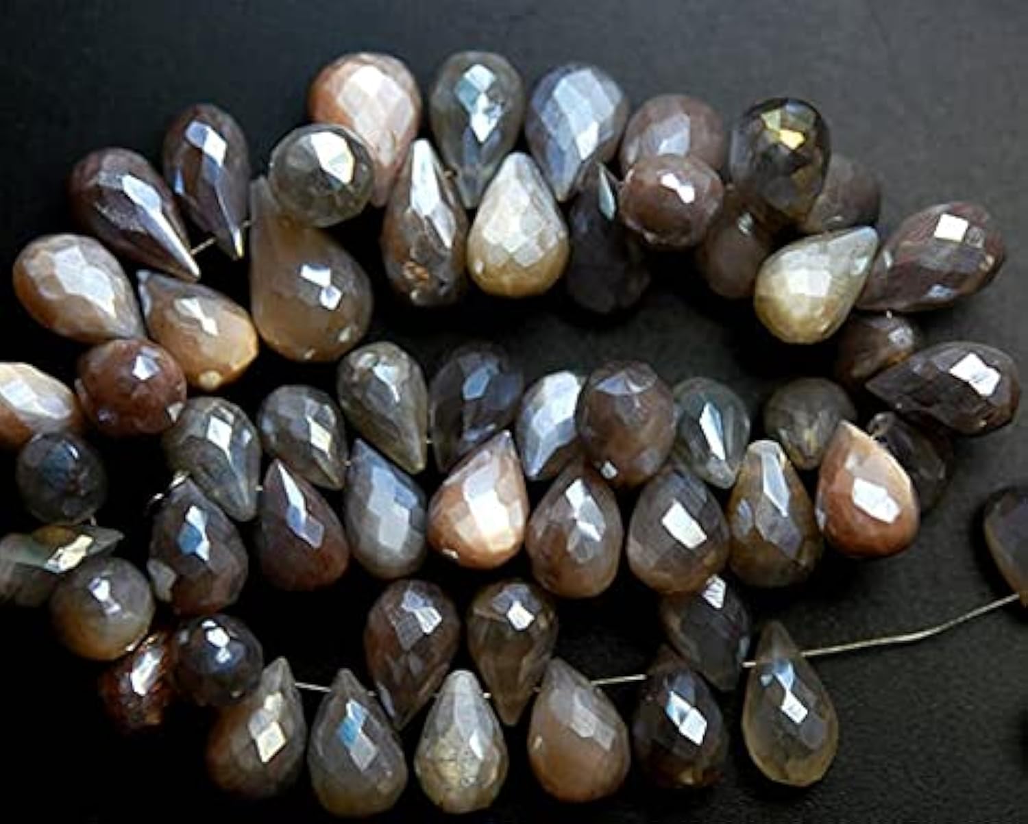 Pierre de lune naturelle LKBEADS fil de perles gouttes facettées gris mystique 10-13mm pour bijoux