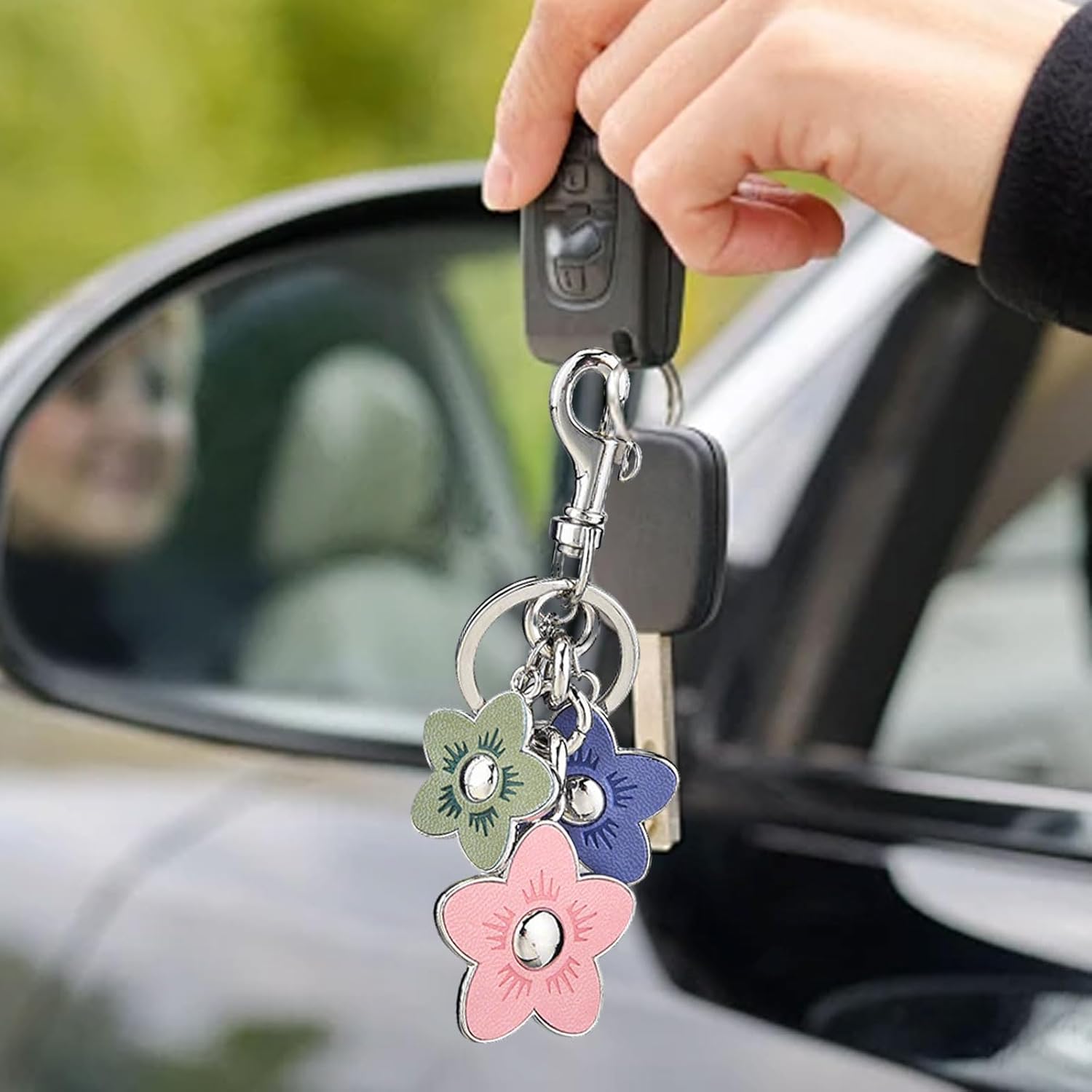 Cute Flower Keychain Bag Charms Purse Zipper Pull Backpack Accessories Purse Charms For Handbags(Three Flowers) - Image 6