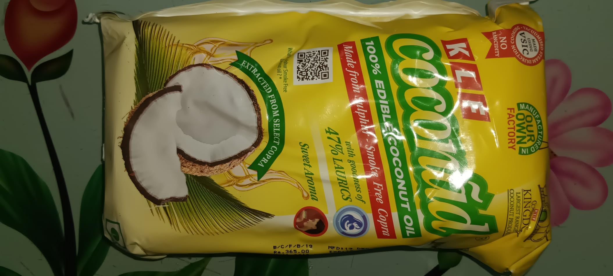 KLF COCONAD 100% Pure Coconut Oil 950 ml (pouch) : Amazon.in: Grocery ...