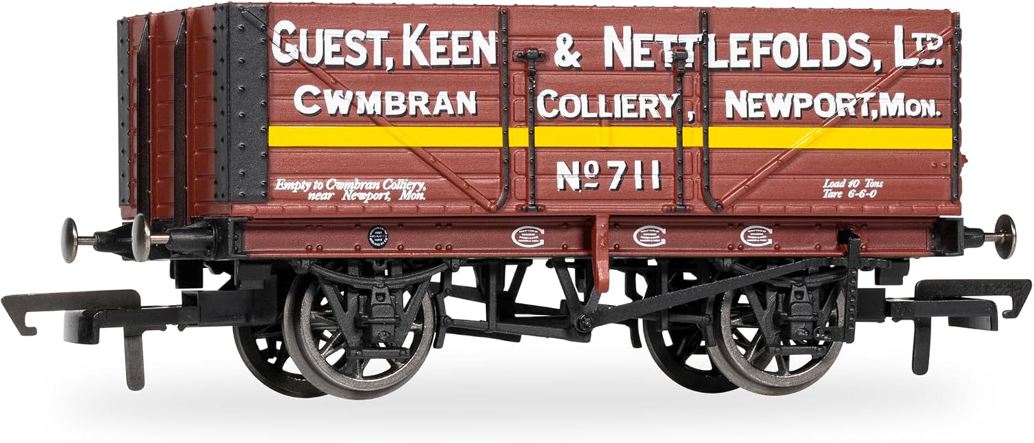 Hornby R60296 Guest Keen & Nettlefolds 7 Plank Wagon No711