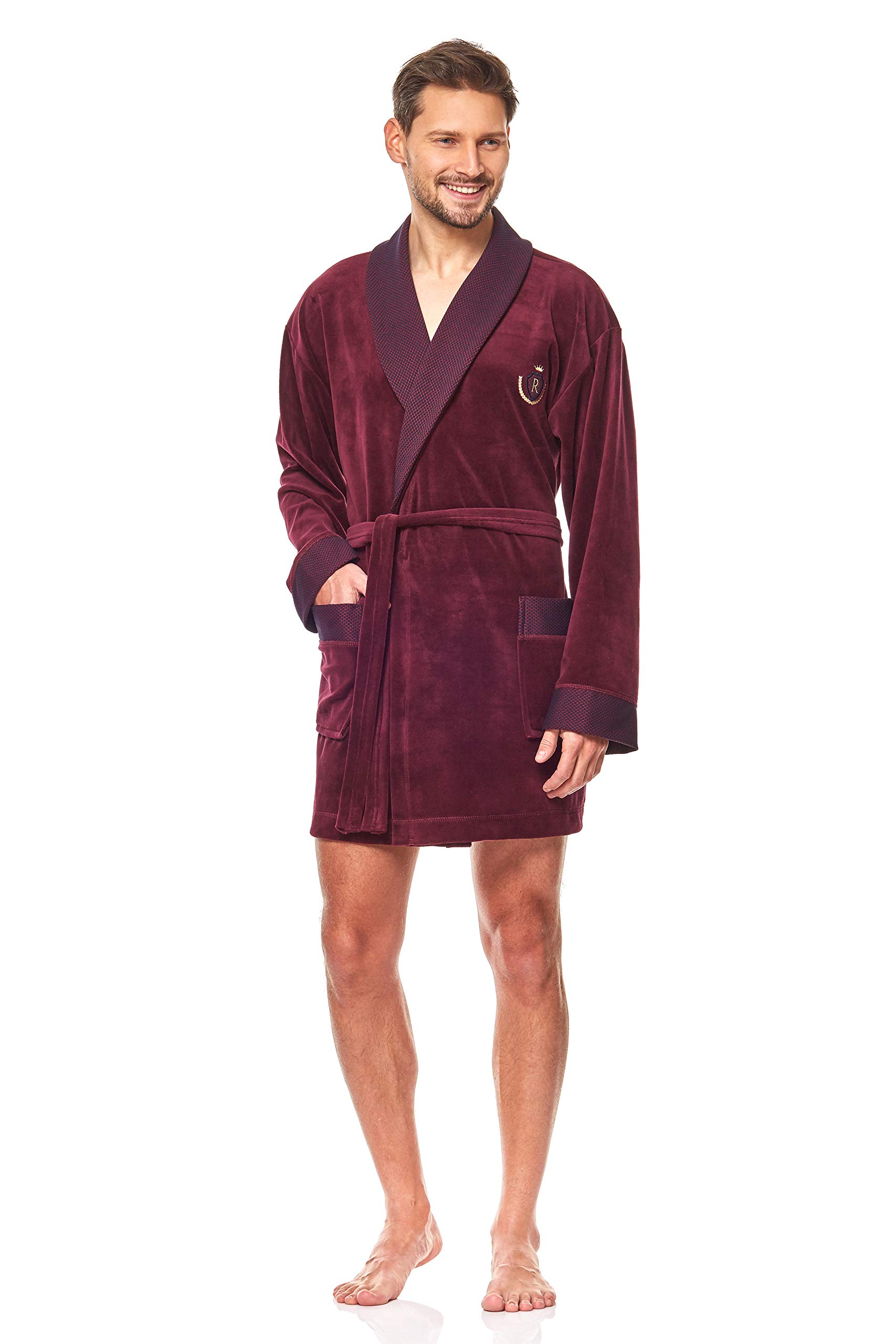 L&L - 9101 Kurzer Herren Bademantel mit weichen Ärmeln. Extrem flauschig. Herren Bademantel