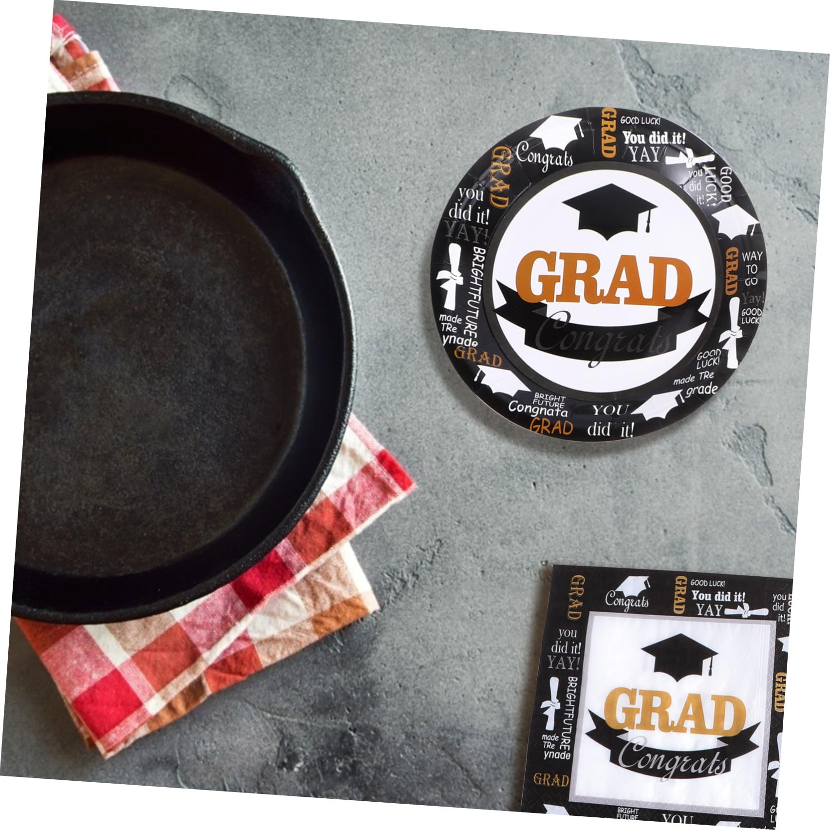 Healeved 3sätze Graduation Party Geschirrset Teiliges Papptellern Sowie Servietten Für Feierliche Anlässe Wiederverwendbar Und Für Abschlussfeiern