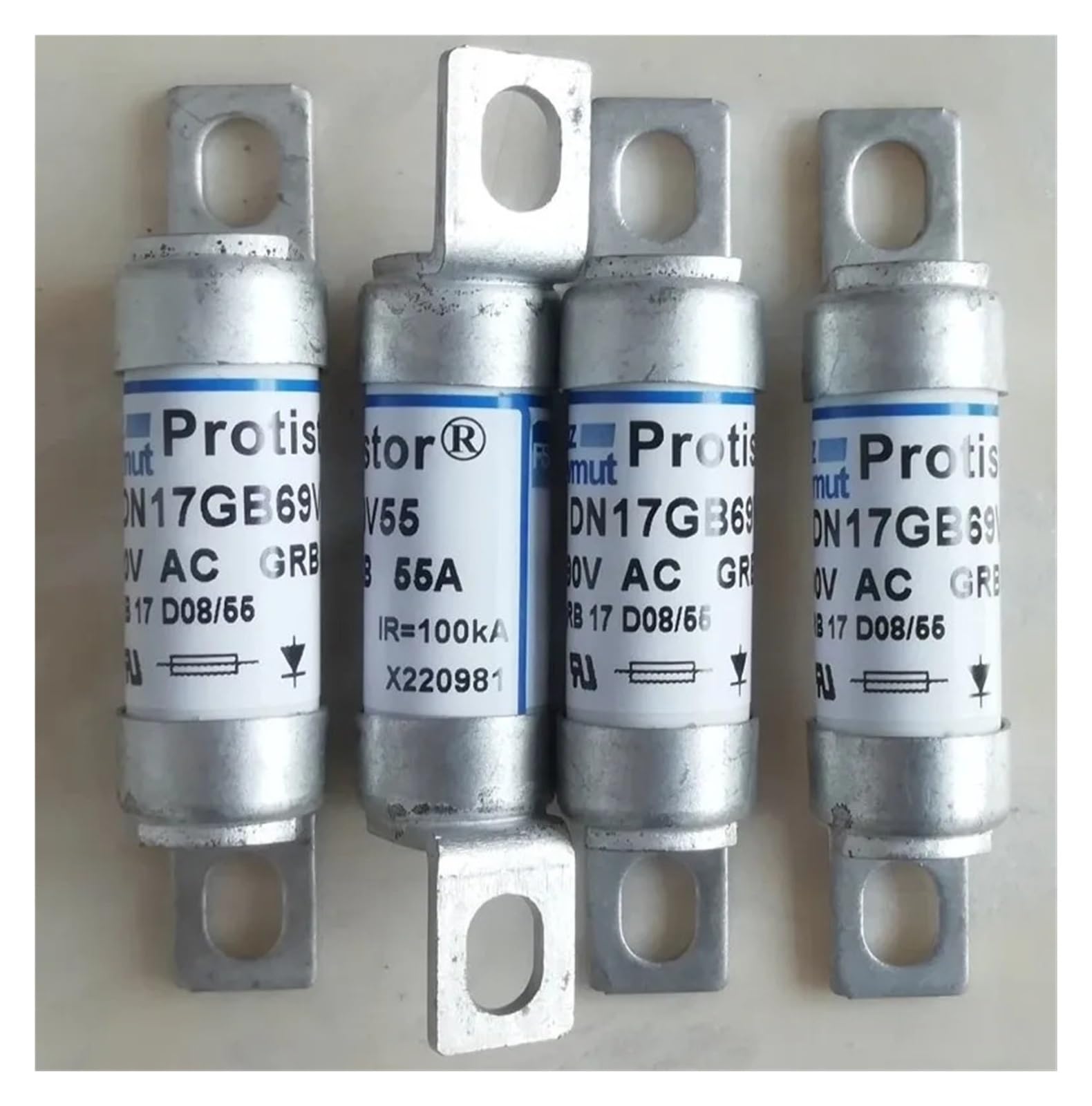 Fusible DN17GB69V63 évitez les pannes électriques industrielles 17 D08/50
