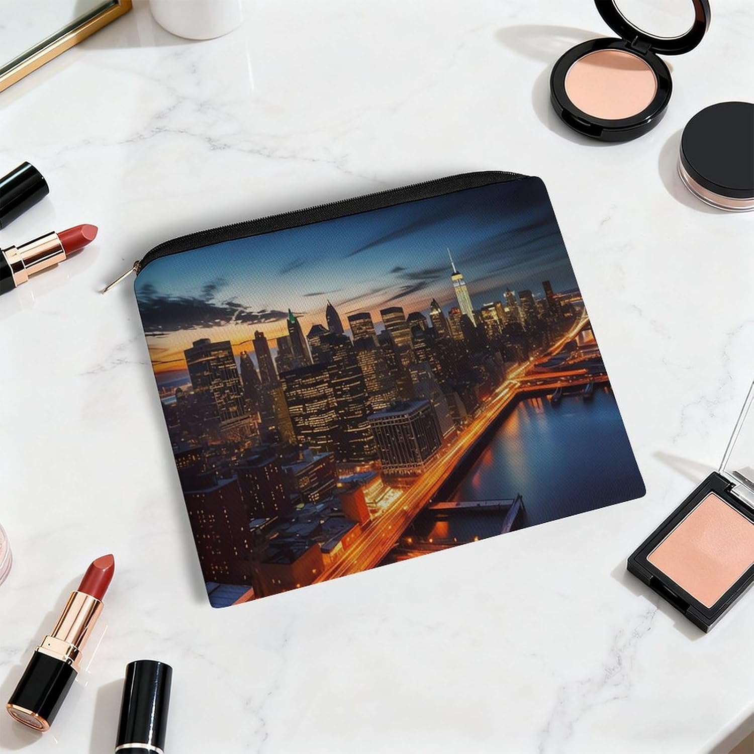 New York City Scenery Makeup Bag for Travel, Large Capacity Toiletry Bag with Zipper, Leather Cosmetic Organizer Bag, Waterproof Cosmetic Storage Case with Hook, Makeup Case image 5