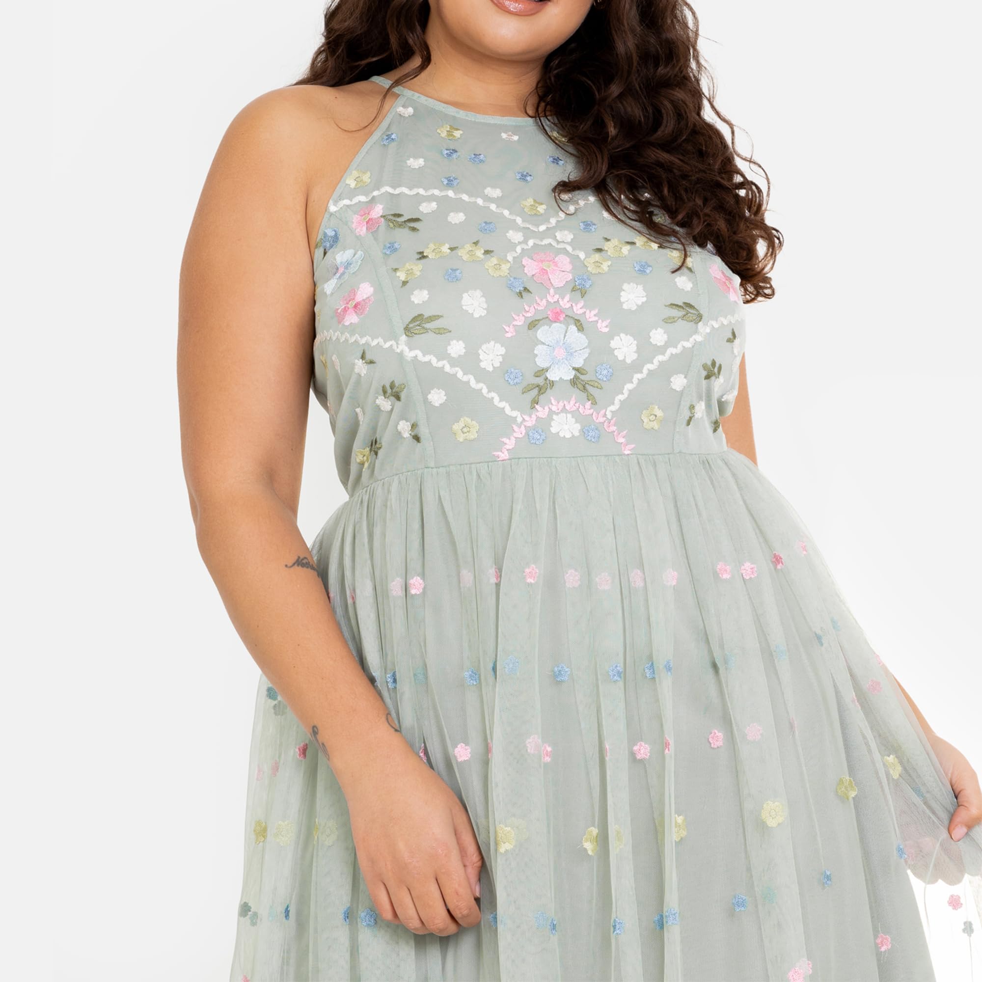 Women's Midaxi Dress Ladies Sleeveless Halterneck Floral Embroidered Tulle A-Line Bridesmaid Wedding Guest Outfit