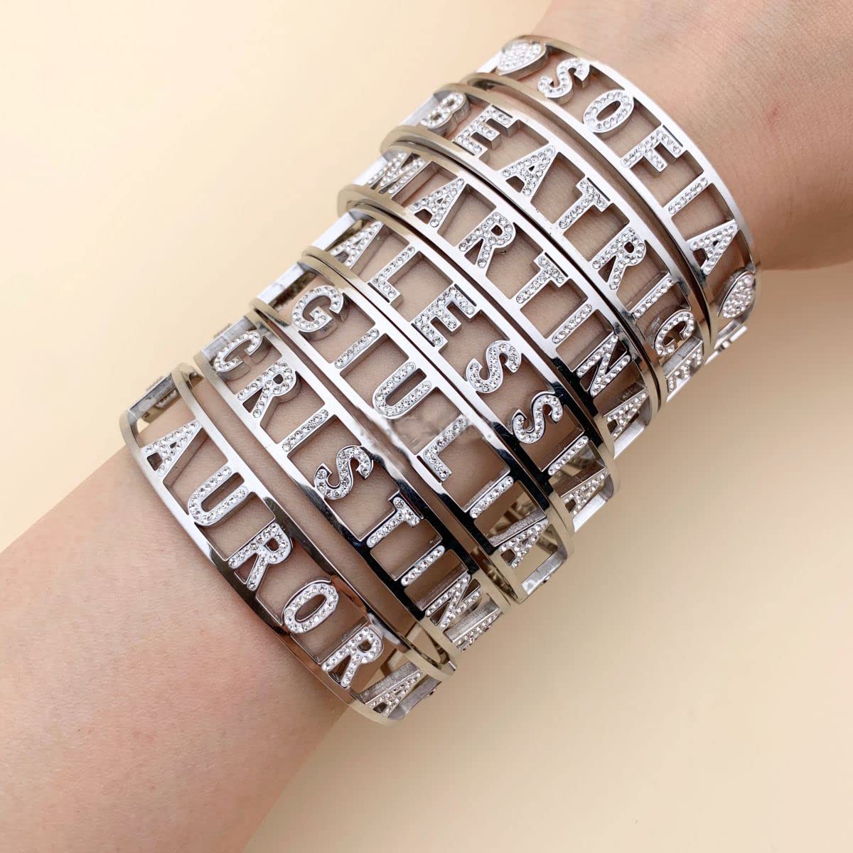 Bracciale con nome acciaio inossidabile rigido strass made in italy idea regalo (Valentina)