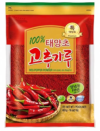 Fine Gochugaru Red Pepper Powder, 1 lb 16 oz, Taeyangcho-Style Korean Red Chili Powder, Fine Ground Pepper Flakes for Kimchi, Tteokbokki, Gochujang, Stews, Sauces, Marinades & Korean Cooking