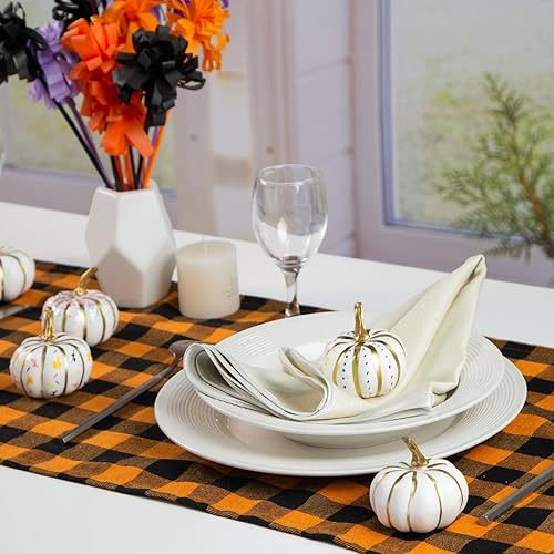 Miniatura 7 de BigOtters 10 calabazas para decoración, calabazas artificiales con líneas doradas, pequeñas calabazas blancas de espuma para decoración de mesa de