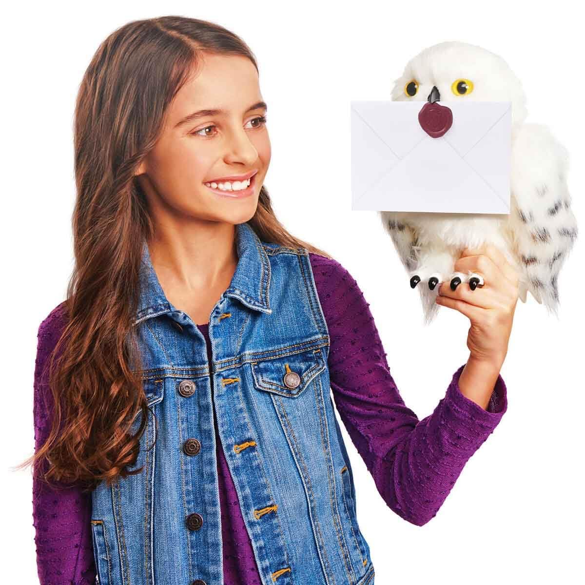 Harry Potter - Interaktive Plüsch-Eule Hedwig mit über 15 Geräuschen und Bewegungen, Spielzeug für Kinder ab 5 Jahren, offiziell lizenzierter Fanartikel, Weiß