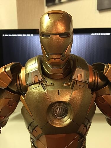 Amazon.co.jp: アベンジャーズ ネカ 1/4スケールフィギュア アイアン
