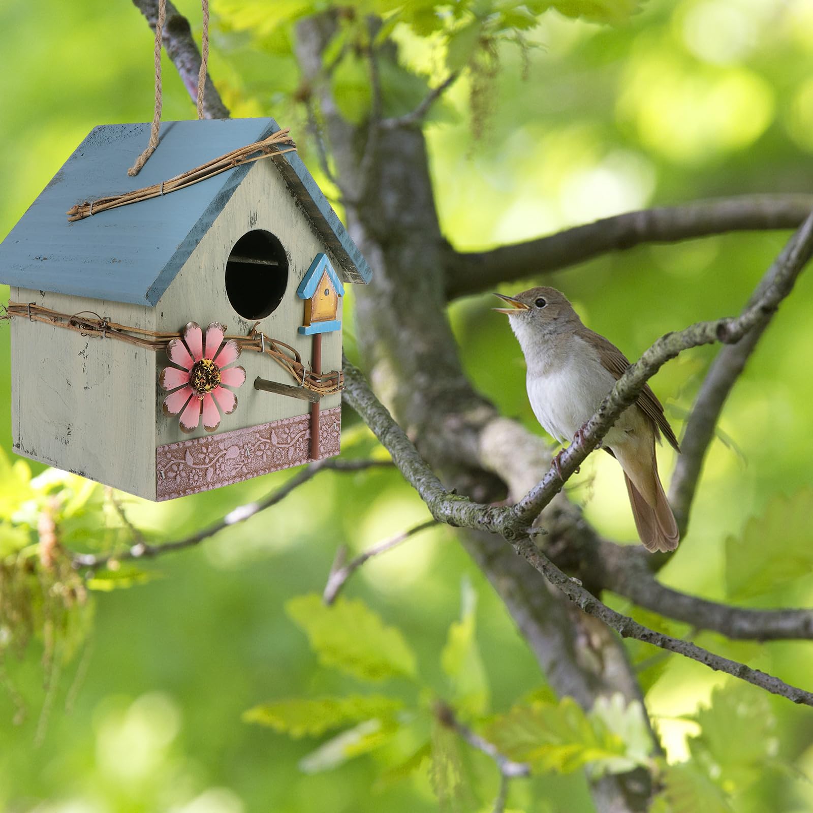 Hängendes Vogelhaus für Garten und Terrasse Einzigartiges Design mit Grünem Finish Robustes Futterhaus für Wildvögel und Papageien als Dekoratives Vogelhäuschen