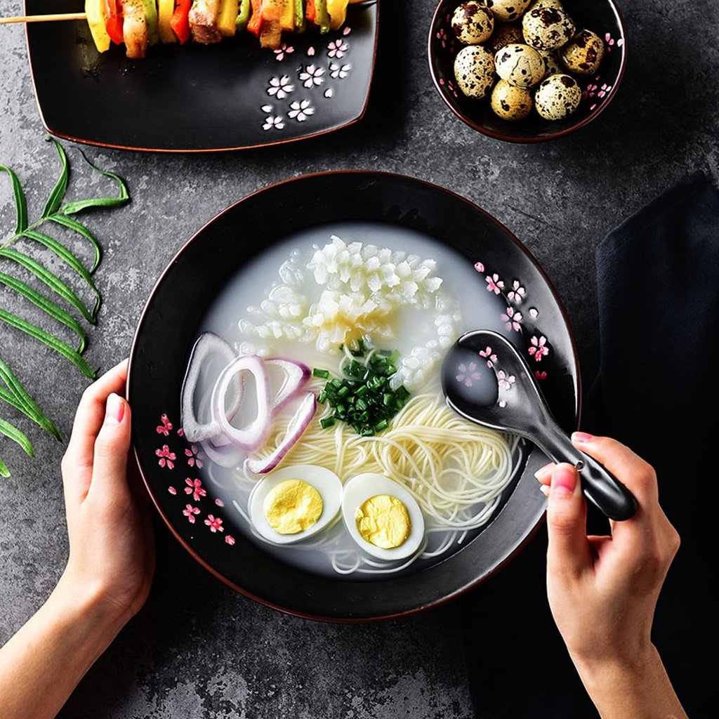 Czarne ceramiczne sztućce, japońska miska na zupę ramen, miska na sałatkę z owocami, miski na płatki śniadaniowe i makaron 25 cm