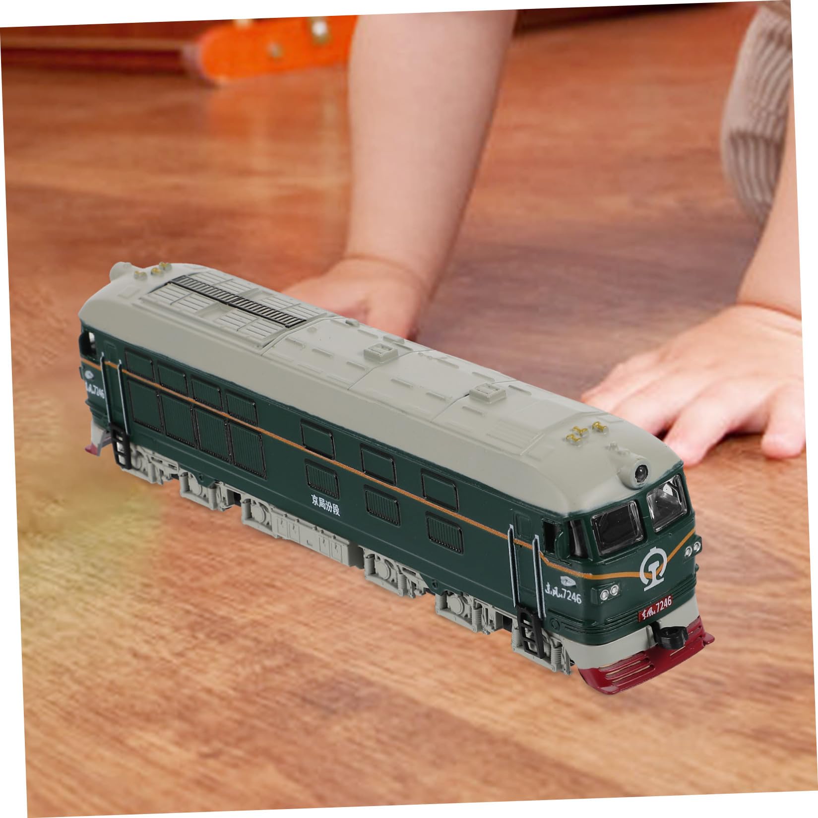 ibasenice Locomotiva Dongfeng in Lega Di Alluminio 8 Pollici Con Luci E Suoni Giocattolo Educativo Per Bambini Stimola Sviluppo Abilità Motorie E Immaginazione