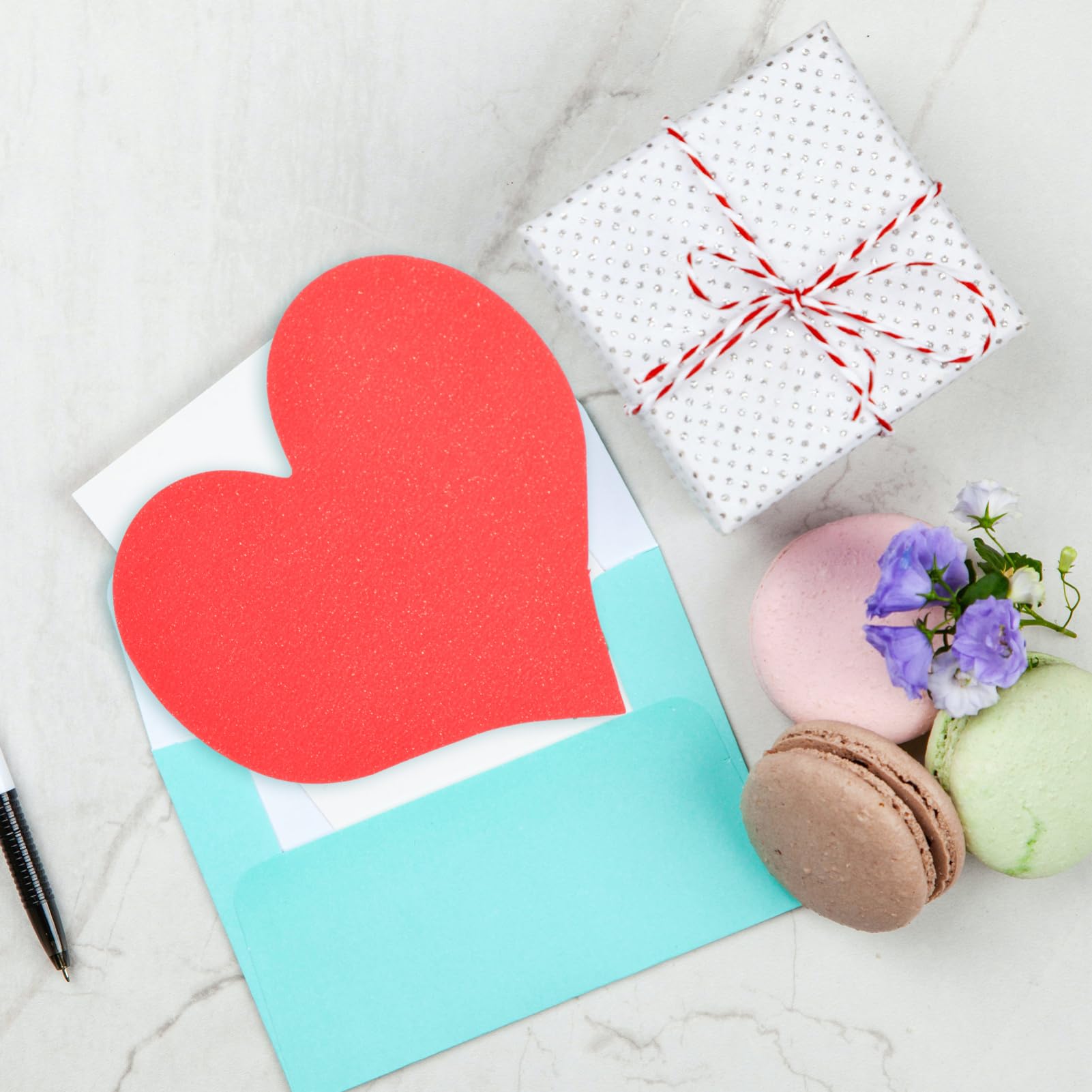 NUOBESTY 4 Set Carta D'amore Biglietti D'auguri Vuoti Piccole Carte Vuote Insegna Al Neon Decorazione Muro Wall Decor Carta Del Cuore Kit Di Biglietti Di San Rosso 100 Pezzi * 4
