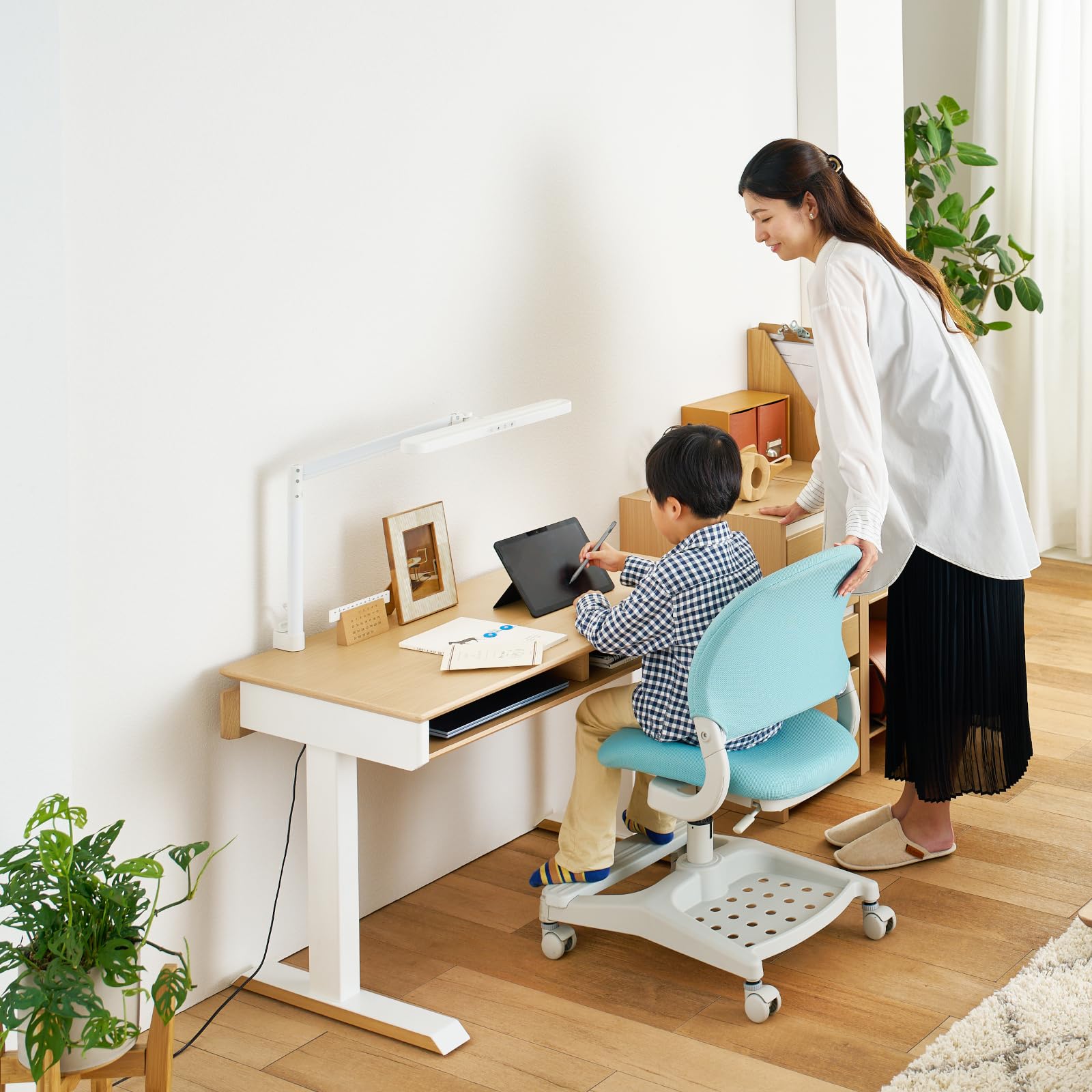 Amazon.co.jp: コイズミファニテック: ハイブリッドチェア