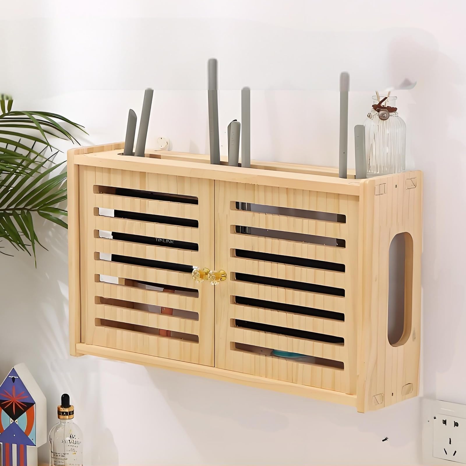 Gabinete de enrutador compacto hecho en madera noble para despachos modernos
