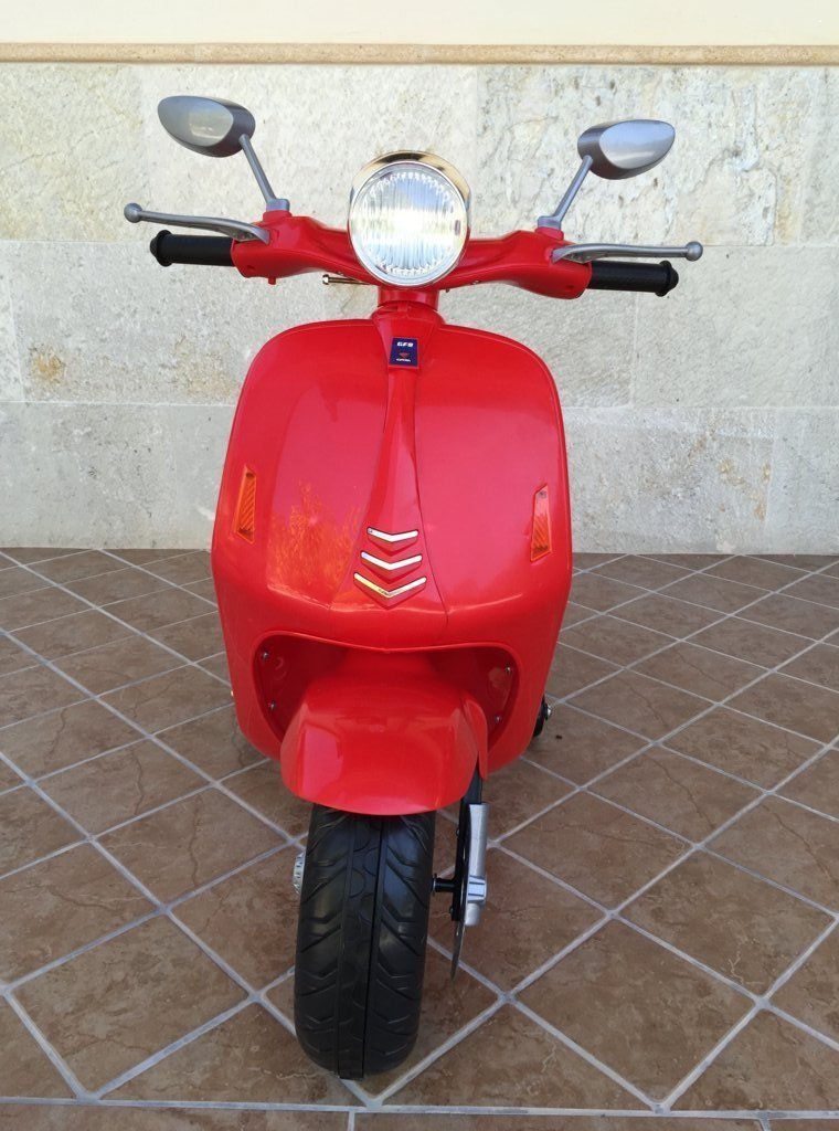 Vespa Style 12 V rosso