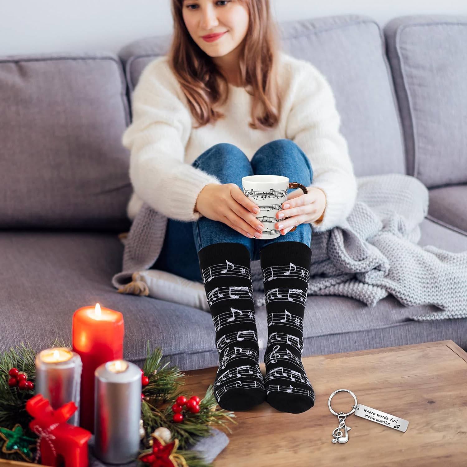 Tioncy 4 Pcs Music Lover Teacher Gifts, Music Coffee Mug Cup with Lid, Note Socks, Keychain, Red Gift Box for Graduation Birthday Christmas Students Men Women Band Teacher Musician(Violin) - Image 4