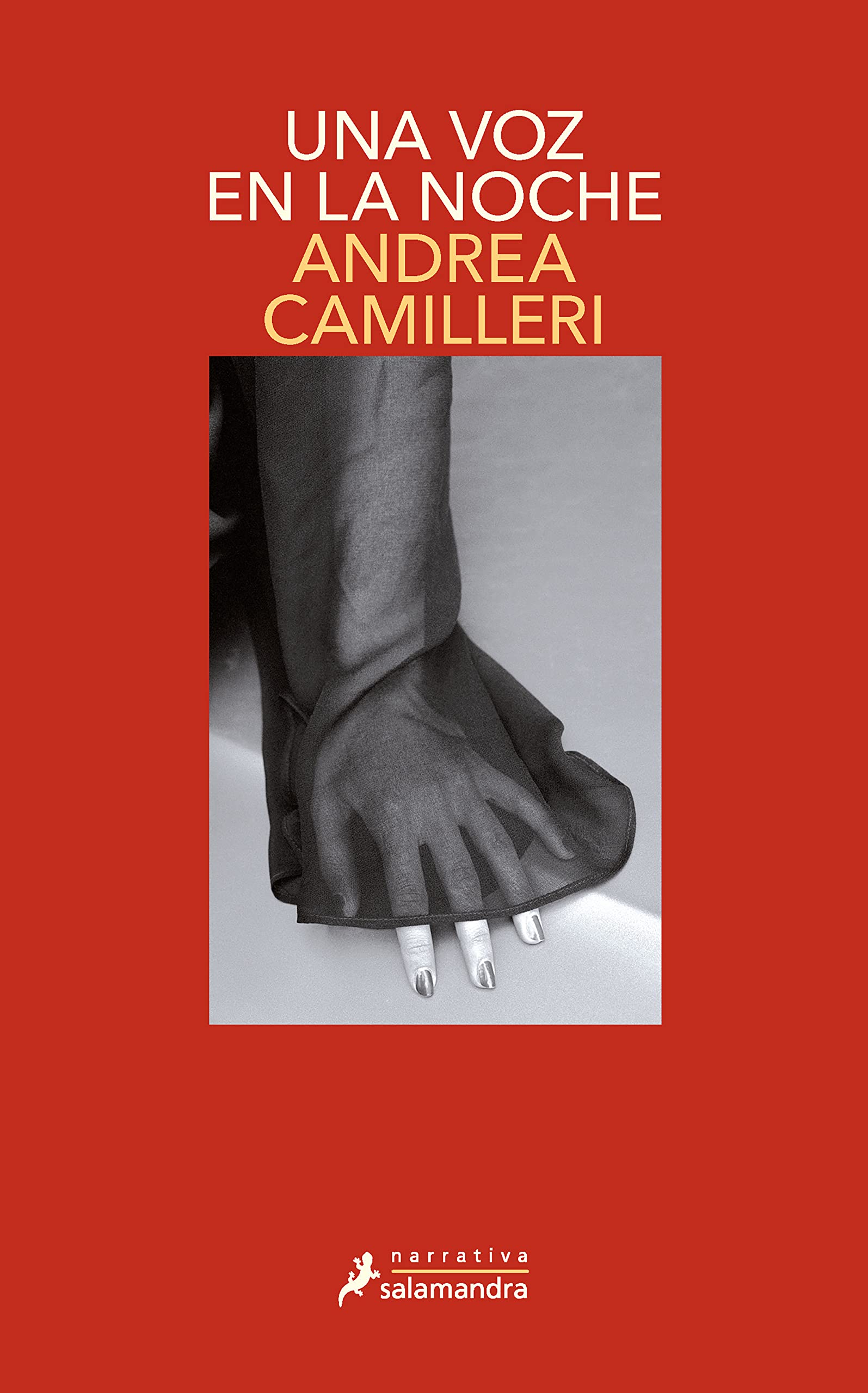 Una Voz En La Noche: Montalbano - Libro 24 (Salamandra Narrativa)