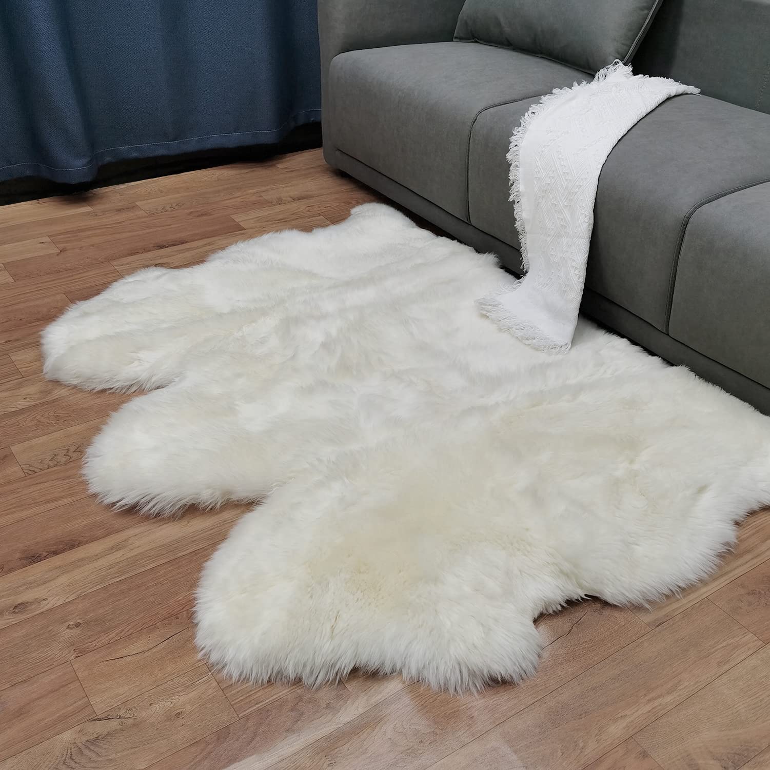 Champlus Genuine Australian Merino Sheepskin Rug, 3.3x5 ft Sheep Skin Rug, Lambskin Area Rug, 3-Pelt, White