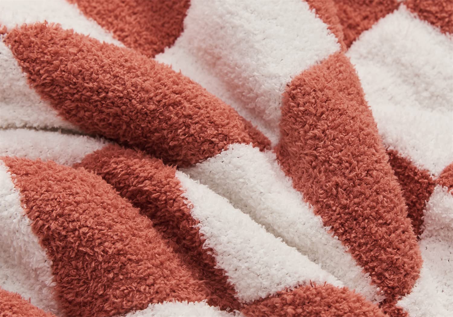 YIRUIO Throw Blankets Checkerboard Grid Chessboard Gingham Warmer Comfort Reversible Microfiber Shaggy Cozy Decor for Home Bed Couch (red, 60''x79'')