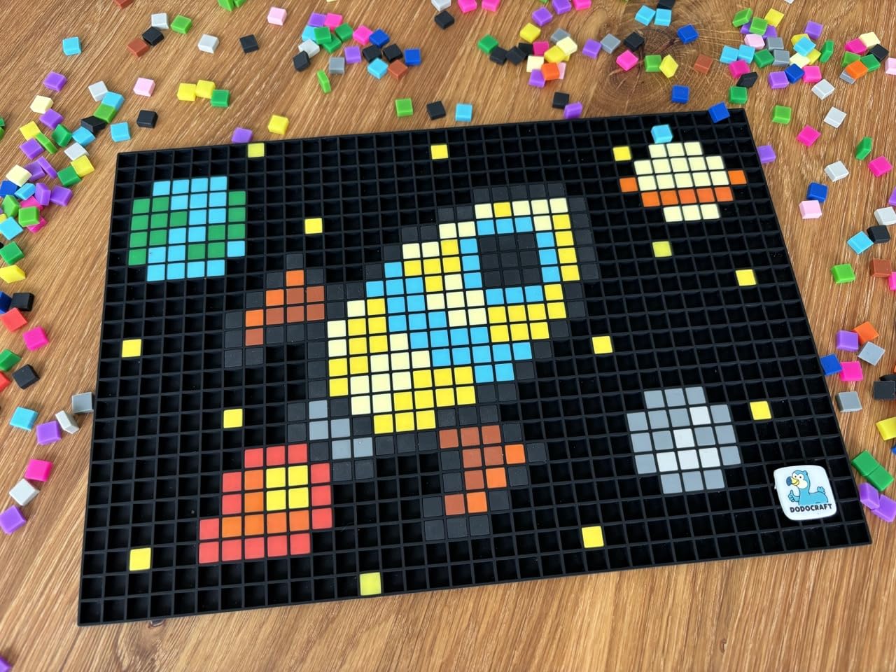 Dodocraft Zestaw Pixel Art A4, 1000 pikseli, 18 kolorów, kreatywna gra