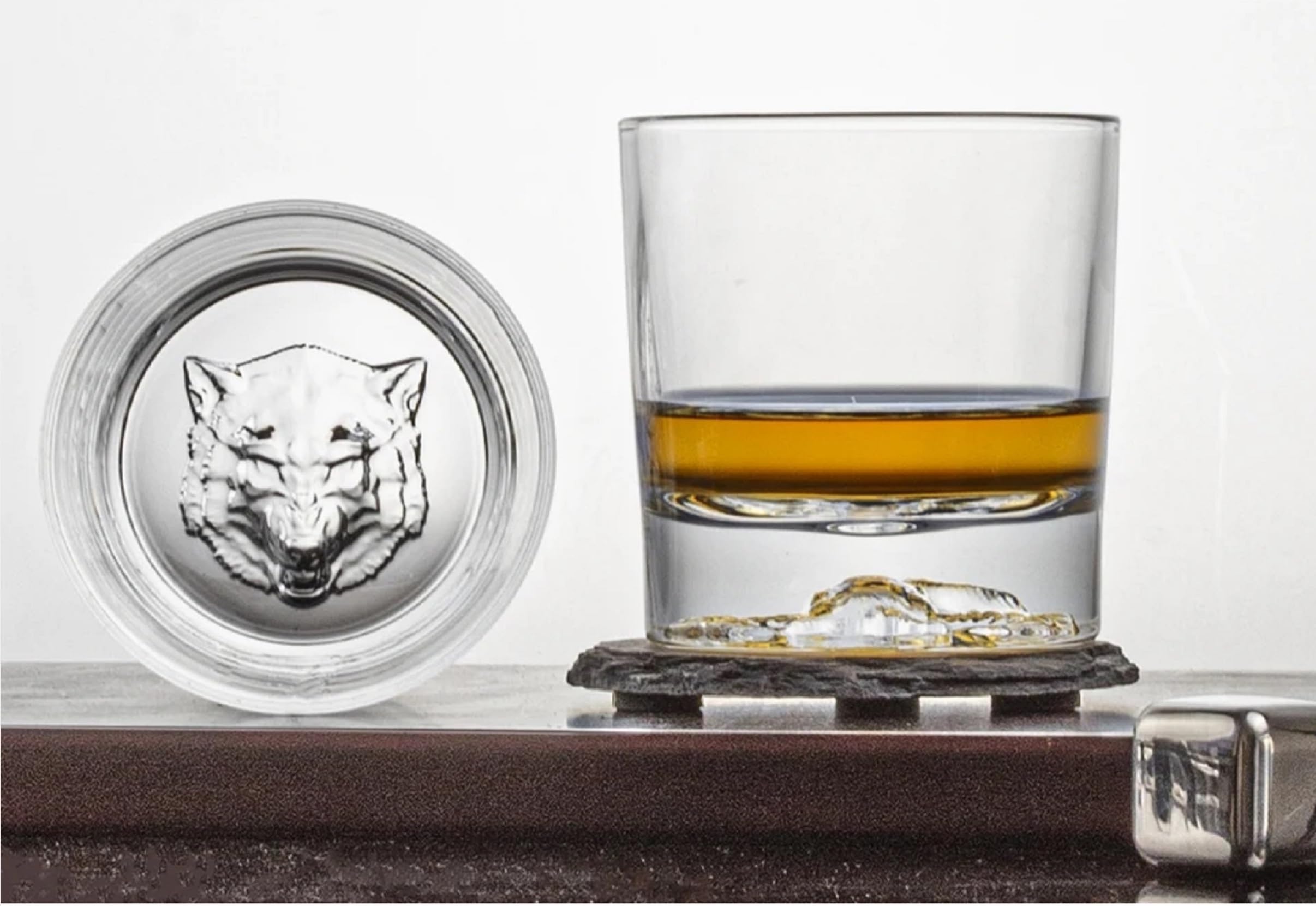 Melbify Wolf Whiskey Glass | 300 ml | Set of 4 | Animal Whiskey Glasses | Old Fashioned | Premium | Unique| Crystal | Broad | Thick Bottom | Serving for Whiskey, Rum, Vodka, Scotch