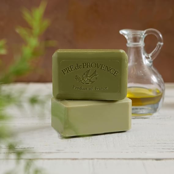 Pre de Provence Artisanal Soap Bar, Enriched with Organic Shea Butter, Natural French Skincare, Quad Milled for Rich Smooth Lather, 8.8 Ounce, Olive Oil