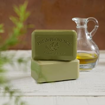 Pre de Provence Artisanal Soap Bar, Enriched with Organic Shea Butter, Natural French Skincare, Quad Milled for Rich Smooth Lather, 8.8 Ounce, Olive Oil