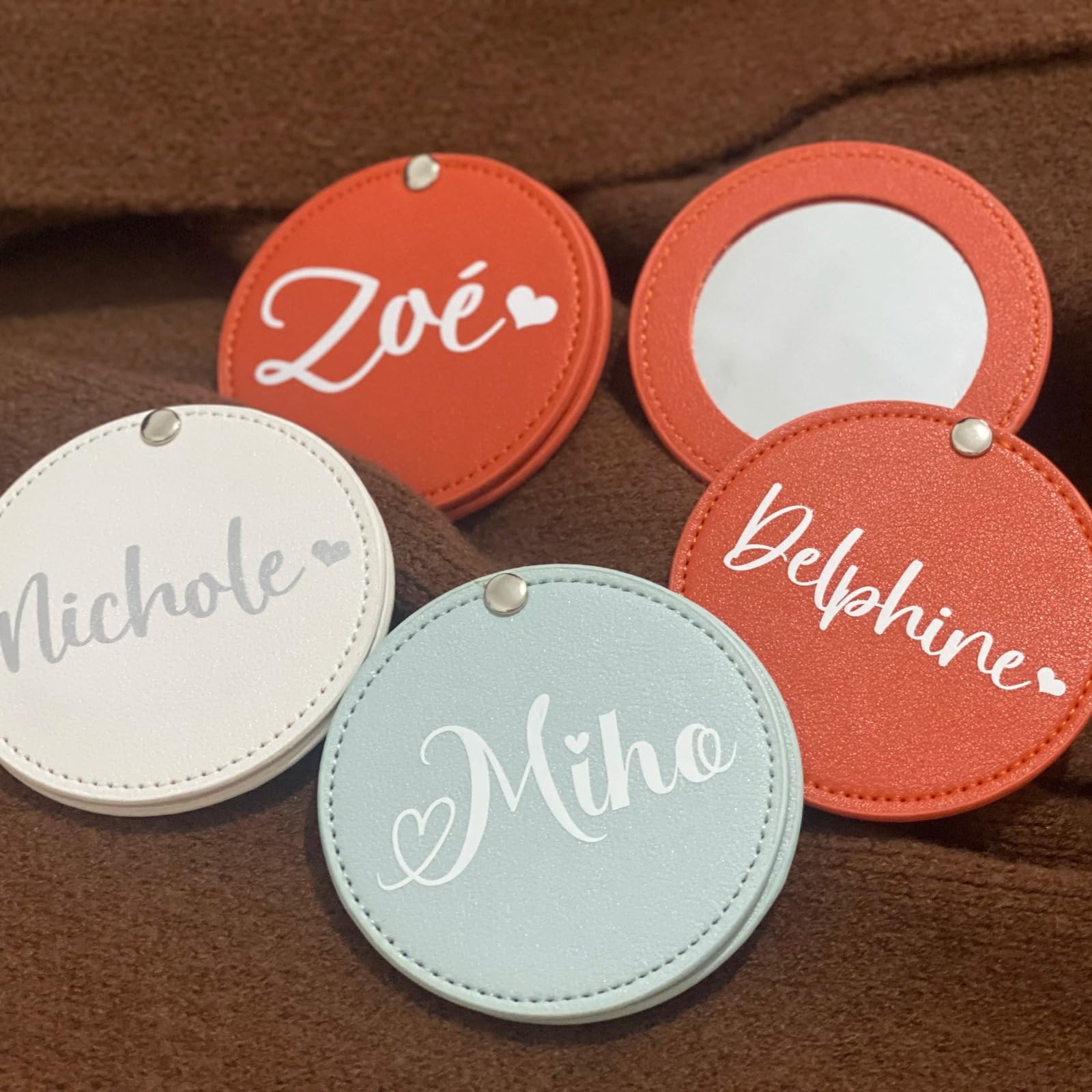 Espejo compacto personalizado, pequeño espejo de bolsillo, mini espejo de maquillaje de cuero, espejo de maquillaje, mini espejo de mano con nombre grabado personalizado para bolso de mujer,