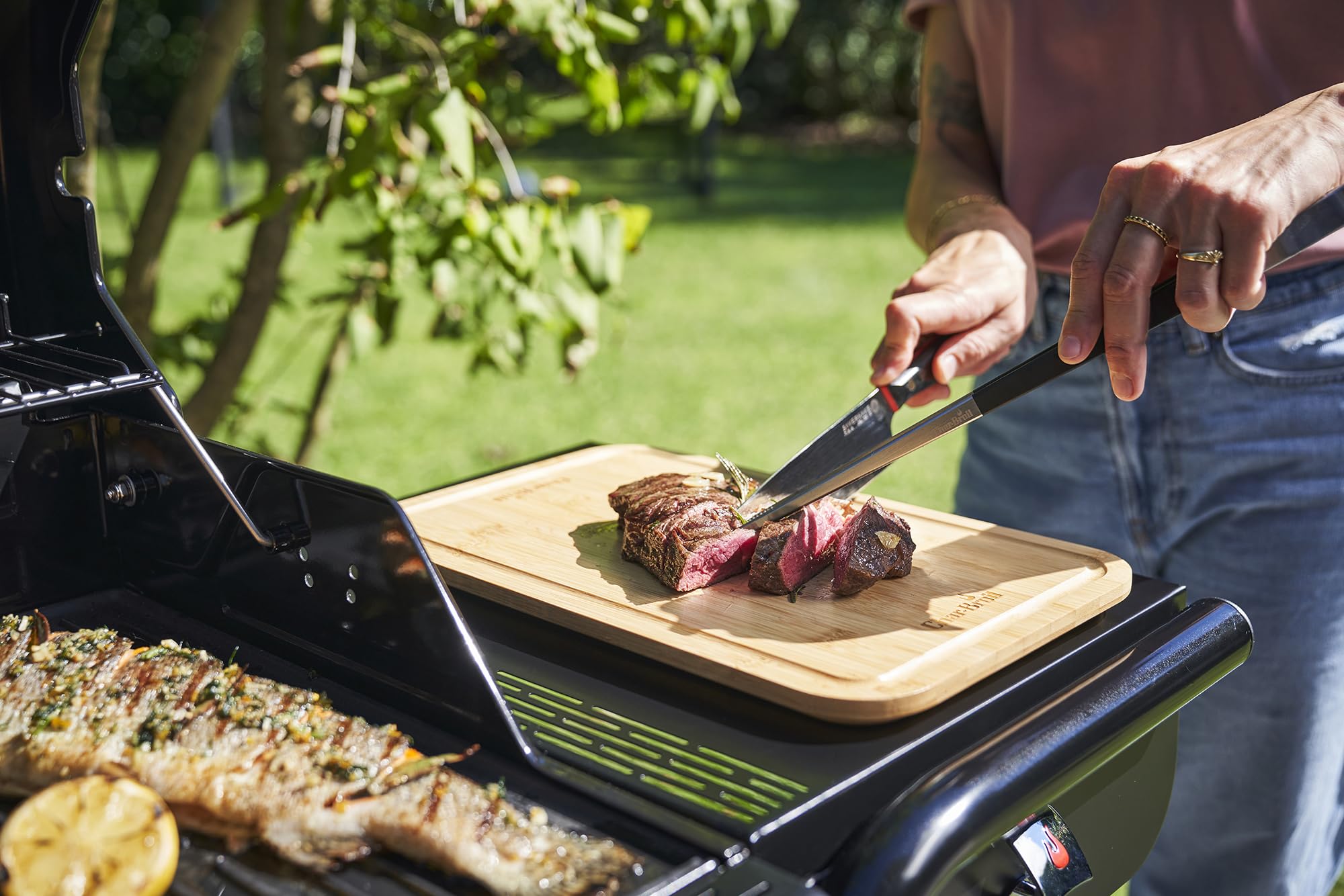 Char-Broil Gas2Coal Special Edition 4 Grill