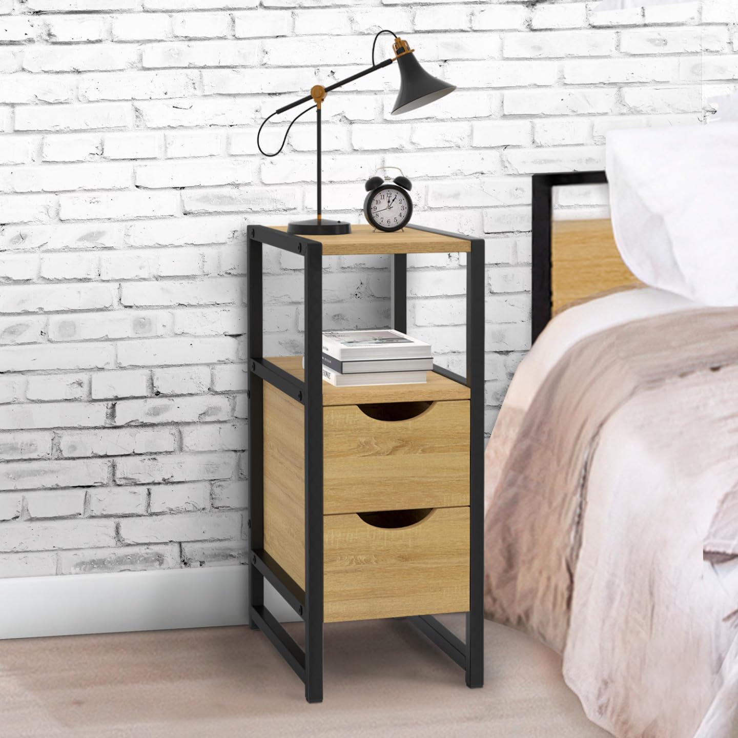 IDMarket - Lot de 2 Tables de Chevet Detroit 2 tiroirs et 1 Niche Bois et métal Noir Design Industriel