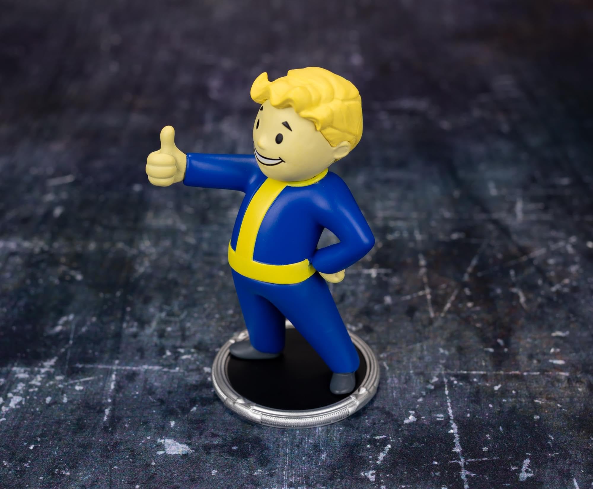 Amazon | Toynk Fallout Vault Boy サムズアップ 3インチ ミニ