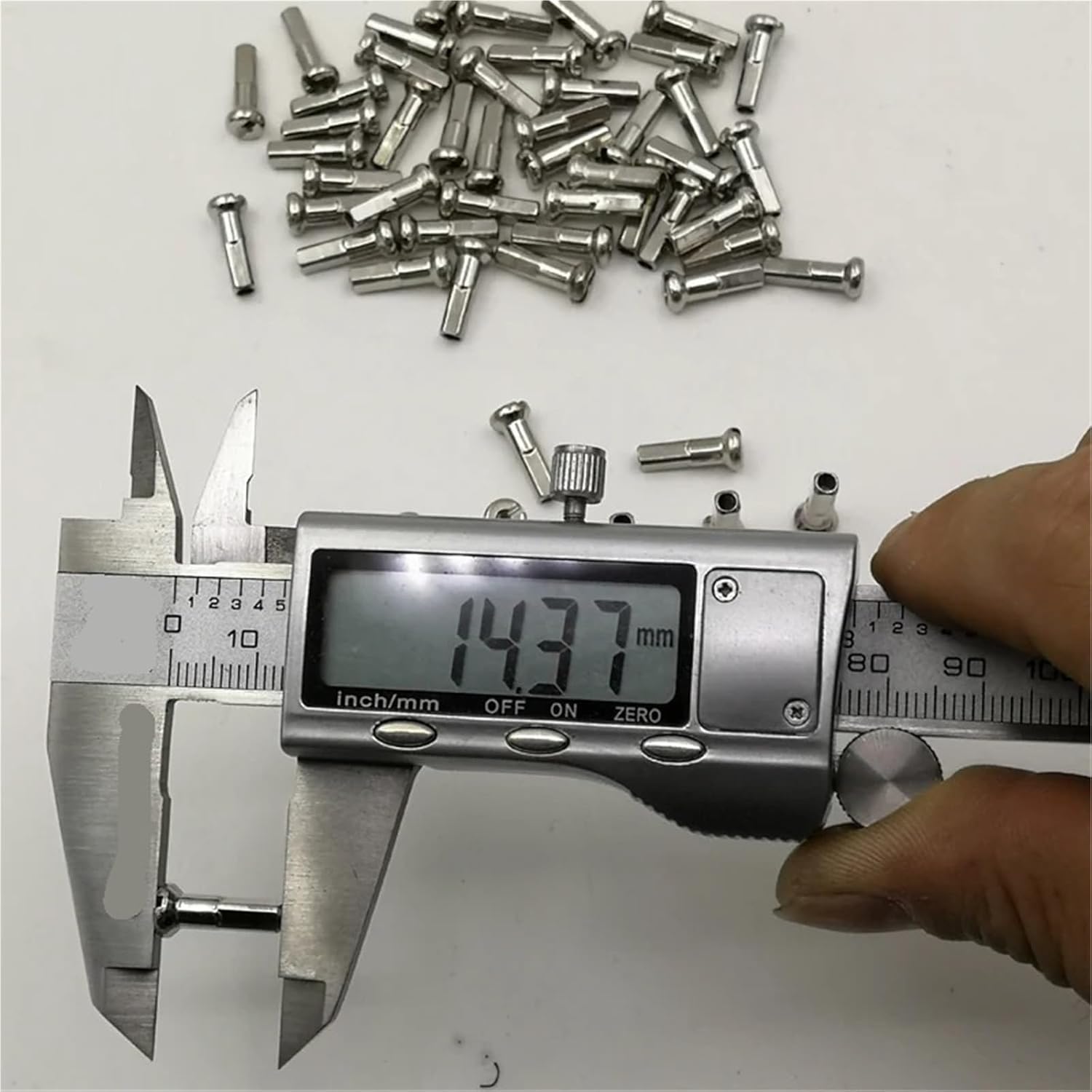 14/15G 1.8mm Brass Bicycle Spoke Nipples Silver 14.2mm Length with Spoke Caps for Mountain Bike Wheels