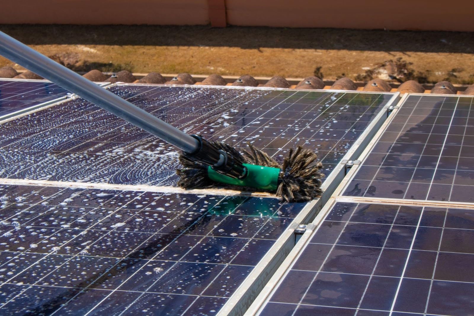 2BM SOLAR CLEAN Detergente 5L Specifico Pulizia Pannelli Fotovoltaici e Solari, Antistatico, Alto Potere Pulente