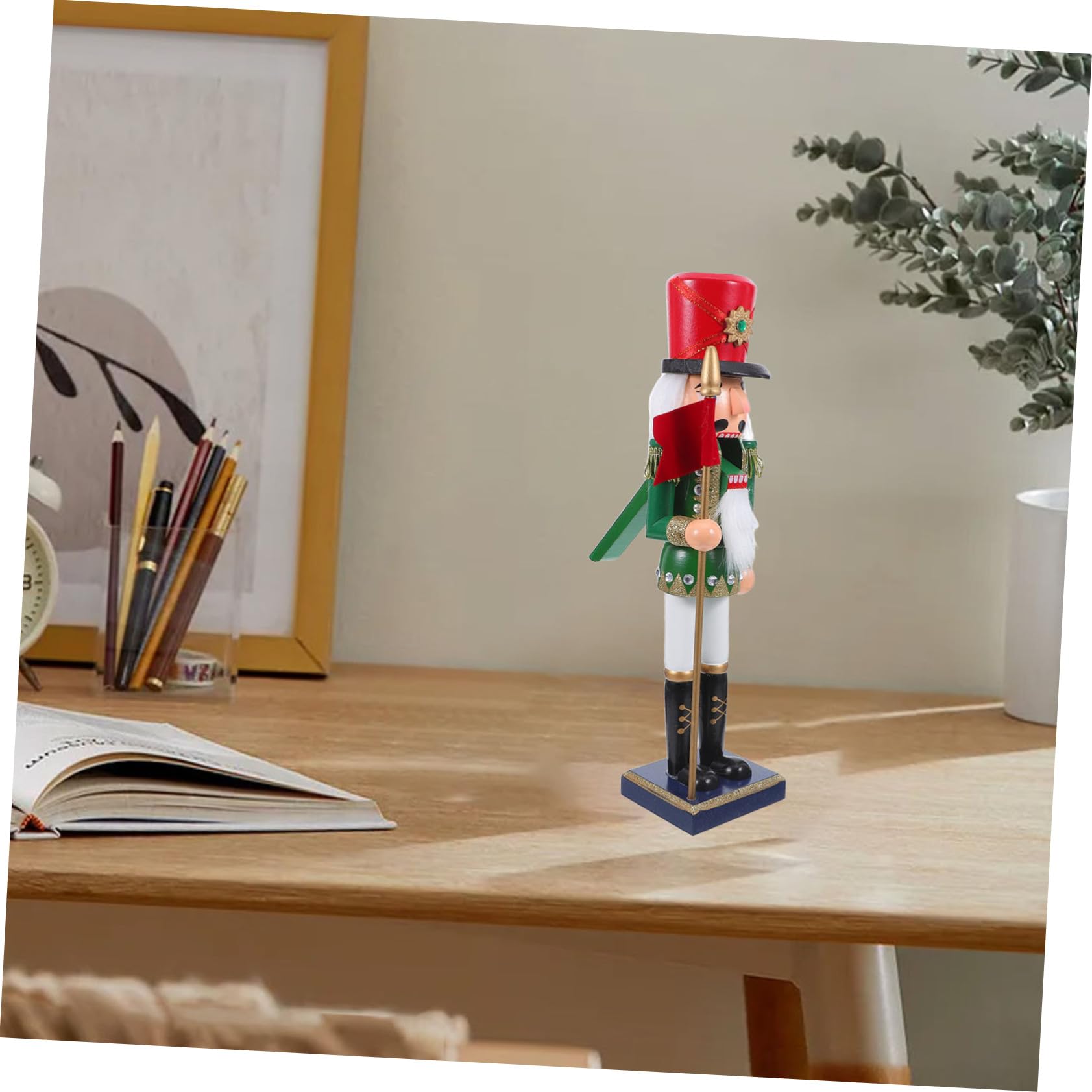 IMIKEYA Holzsoldat Nussknacker Dekoration für Fensterbank und Kaminsims Traditionelle Weihnachtsfigur mit Handbemaltem Design für Küche und Wohnzimmer