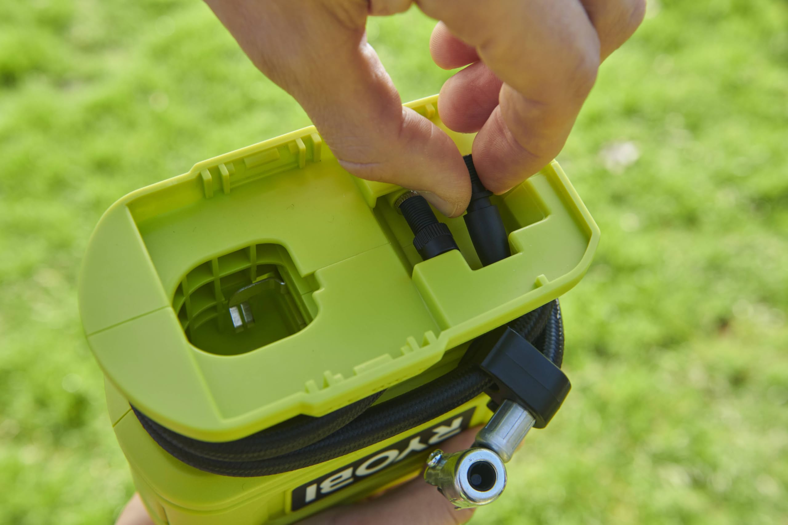 RYOBI Gonfleur Compresseur 18V ONE+ RPI18-0 Haute Pression 11 Bars