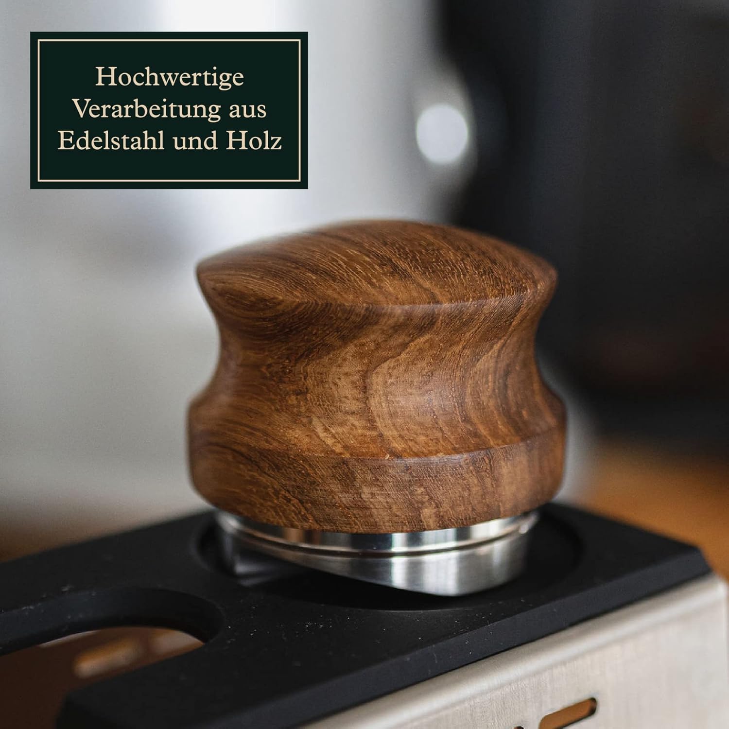 Distributor (51 mm) zur Extraktion des Kaffeepucks - Kaffeeverteiler für Siebträger mit Einstellbarer Höhe I Leveler aus Edelstahl und Holz-inkl. Ablage I Tamper (58 mm)