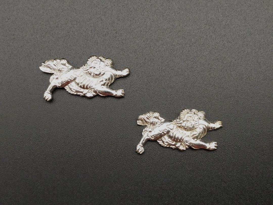 Amazon.co.jp: AFM25 目貫 唐獅子の図 銅製 現代作 日本刀装具 : おもちゃ