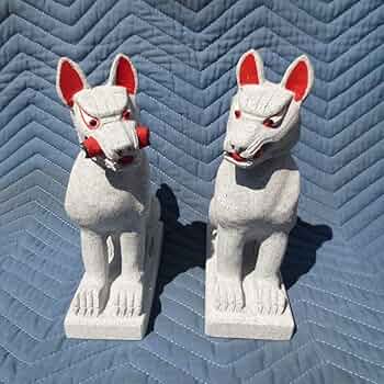 お稲荷さん 一対 狐の置物 御影石？ Amazon.co.jp: キツネ 一対 8寸 お稲荷 お狐様 置物 石 御影石