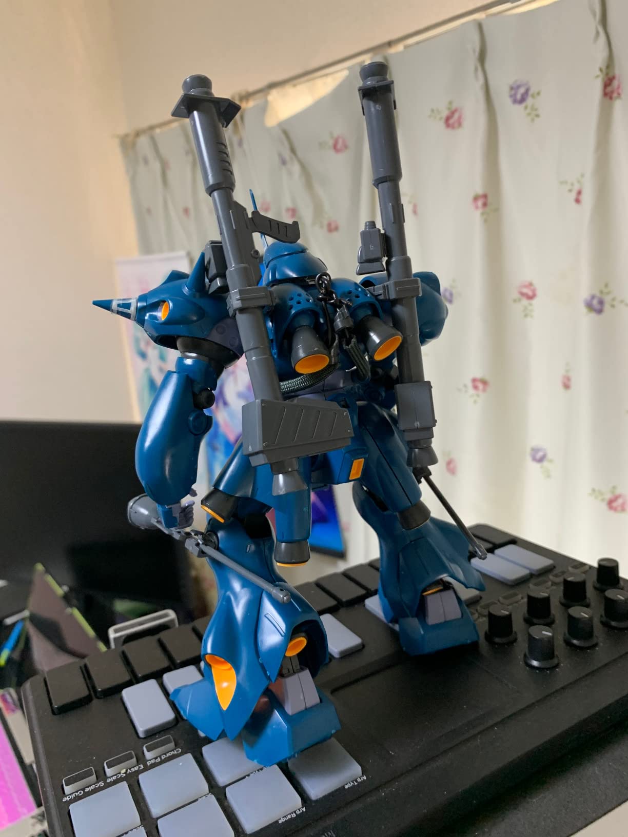 さあ来い、戦い方を教えてやる。最高出力２丁、２丁のバズとシュツルム