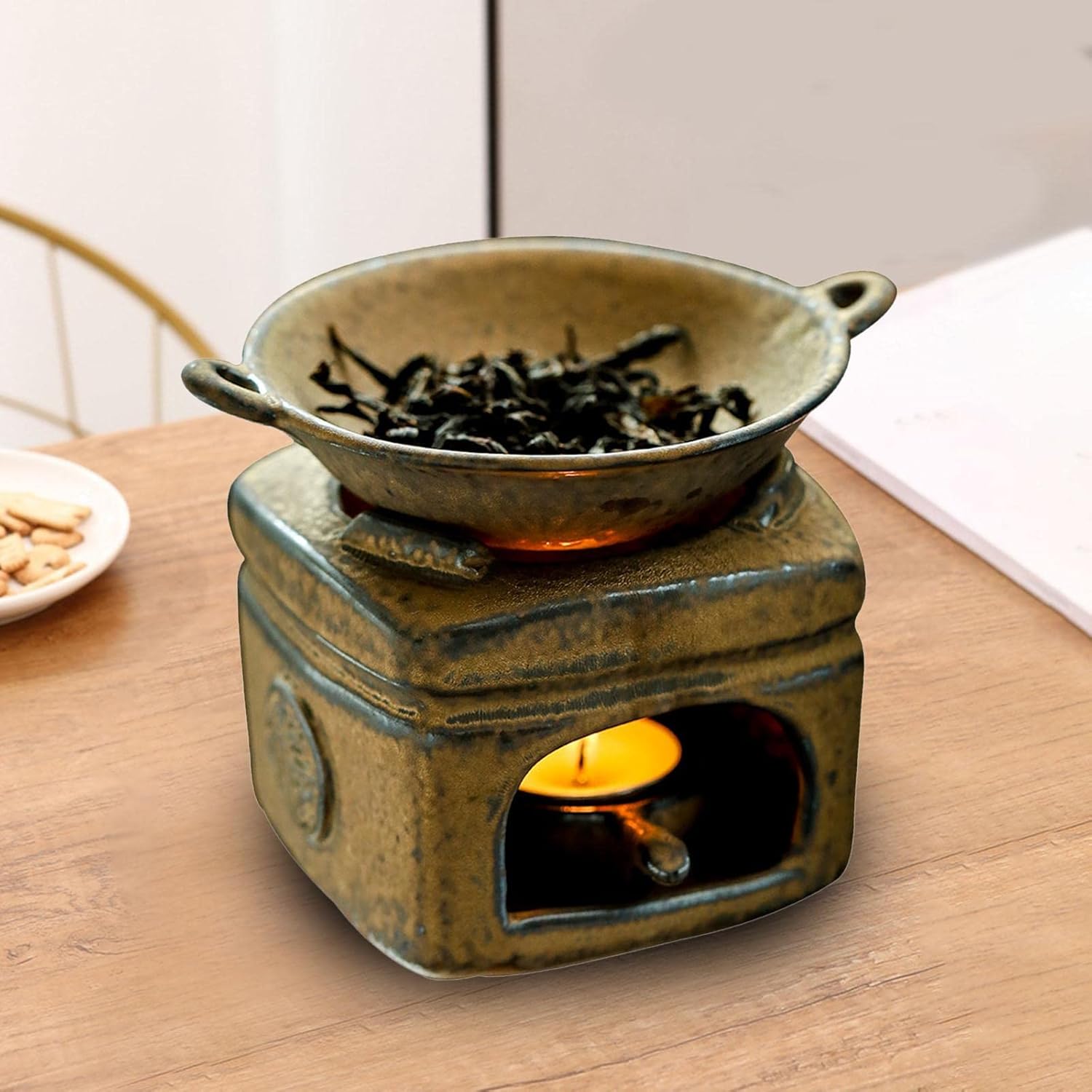 Fragrance Burner Tealight Holder Ceramic Candle Diffuser Essential Oil Warmer for Aromatherapy Yoga Room (Character Set)